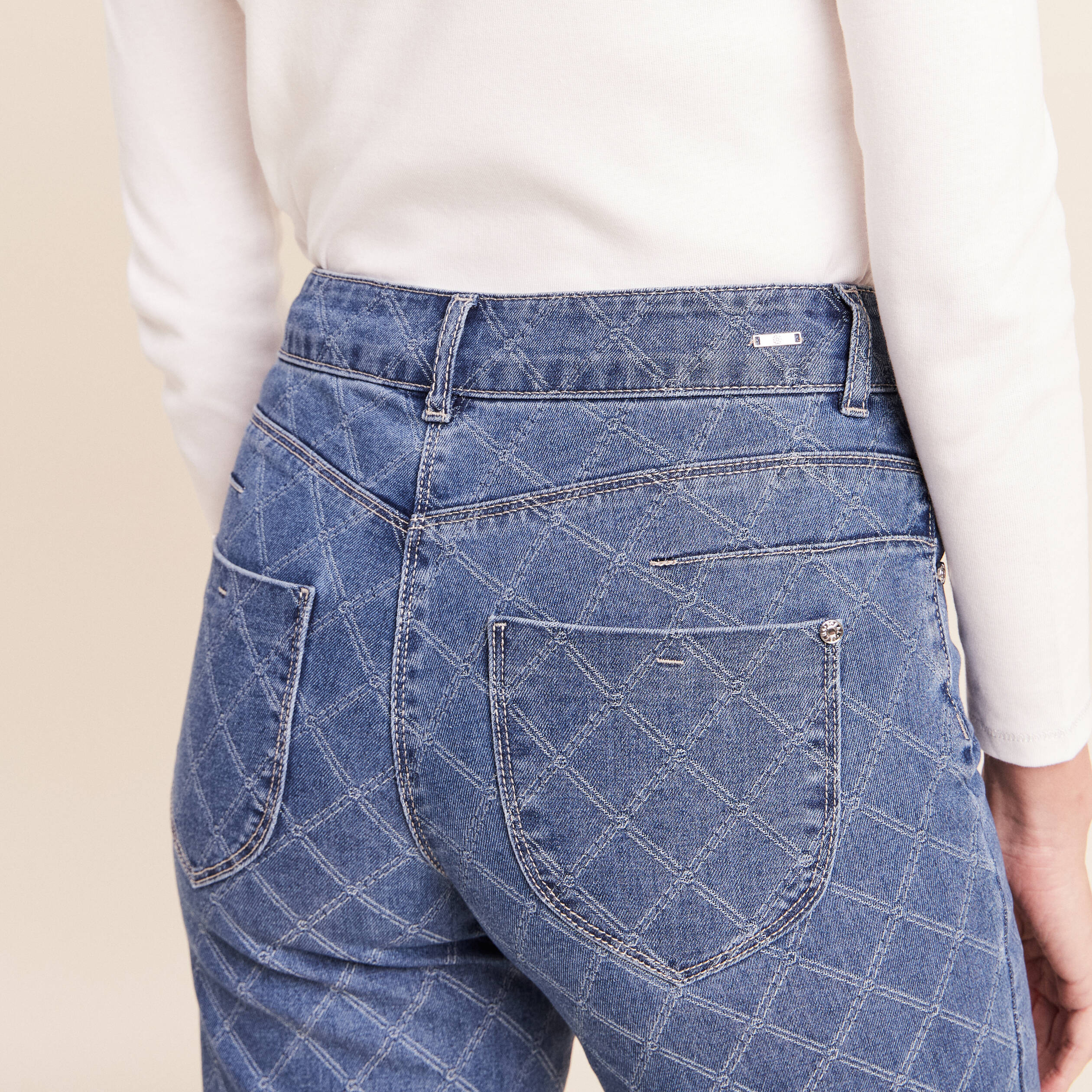 Jean coupe droite jacquard denim stone femme