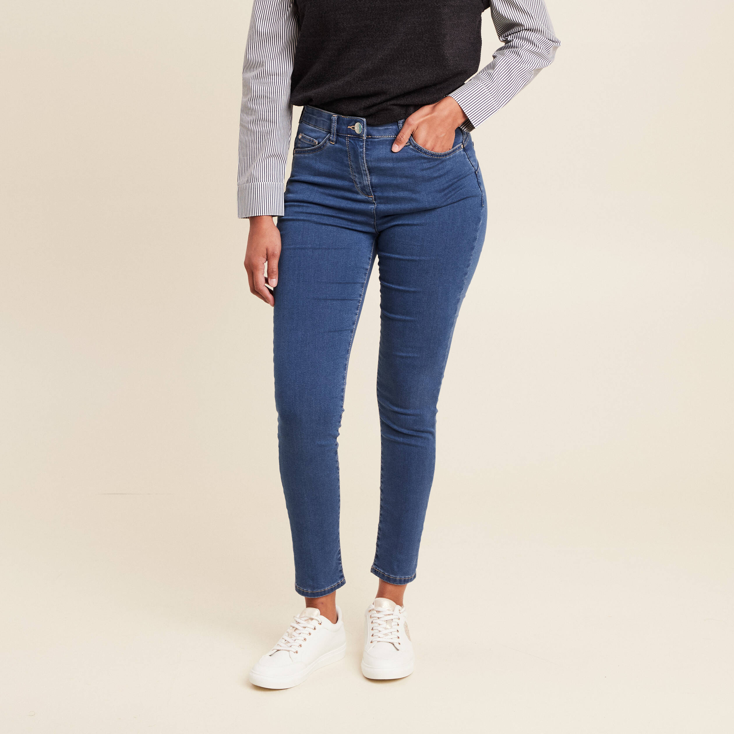 Jeans léger taille standard 7/8ème denim double stone femme