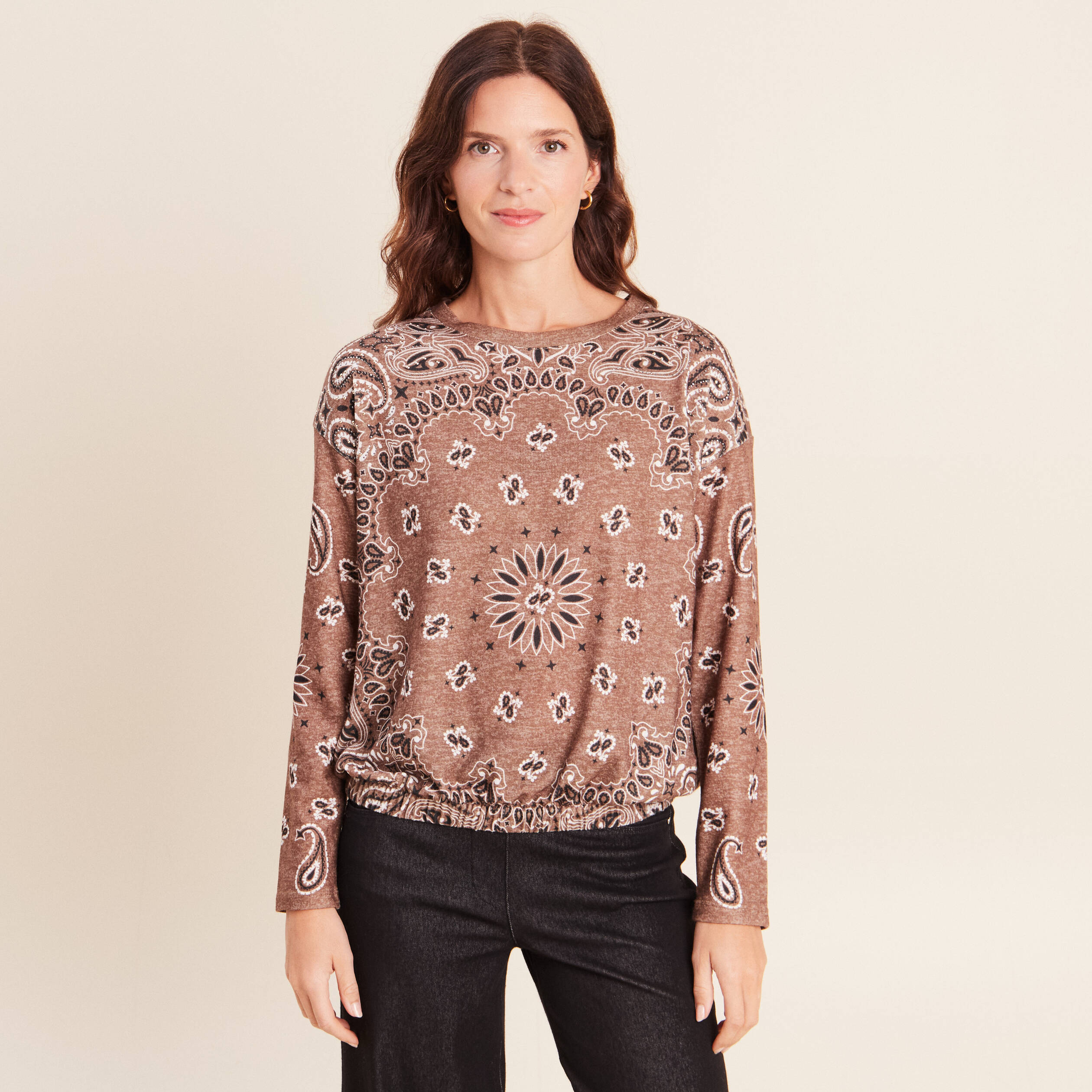 Pull col rond manches longues strass marron femme