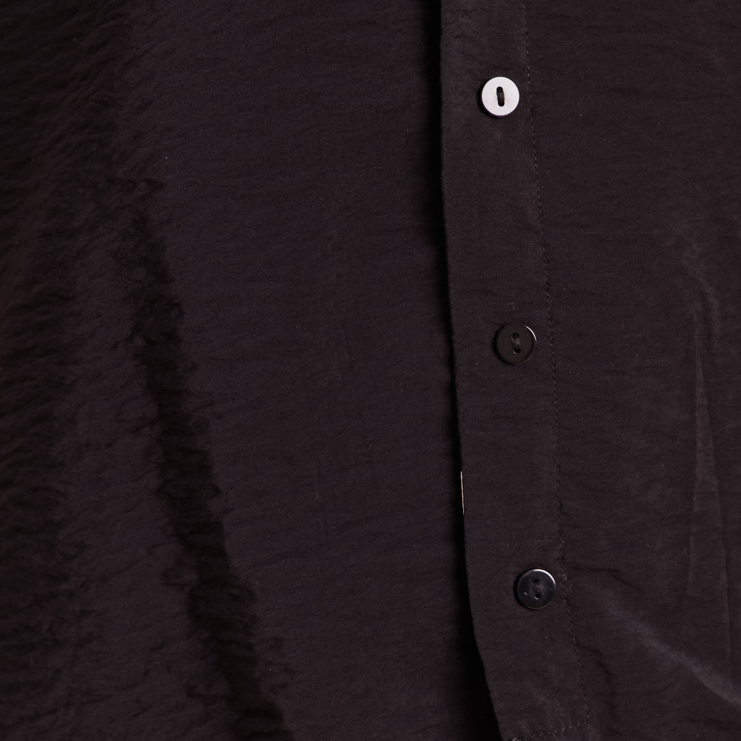 Chemise r&eacute;versible ample manches courtes noir femme