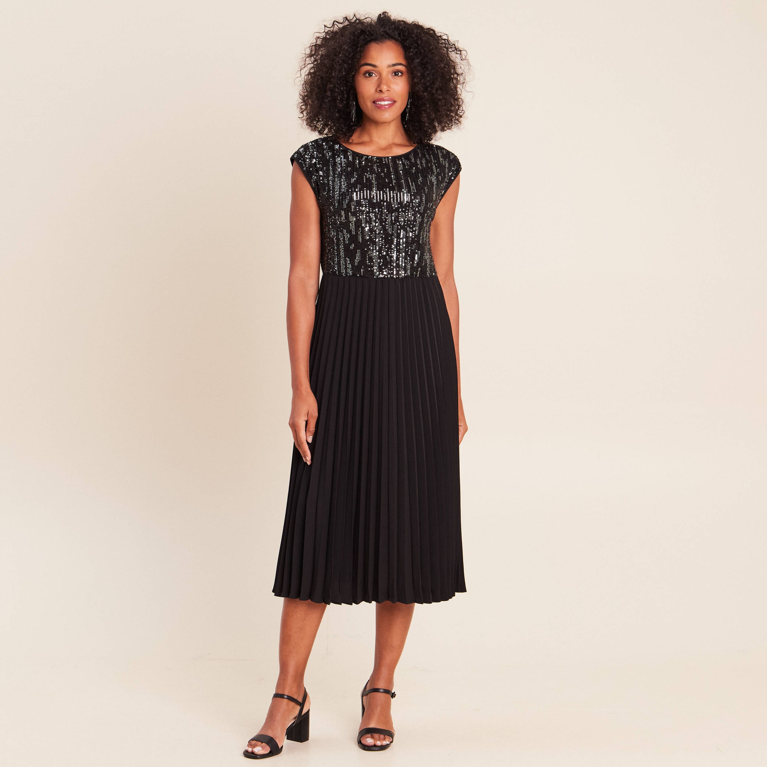 Robe midi &eacute;vas&eacute;e gris fonc&eacute; femme