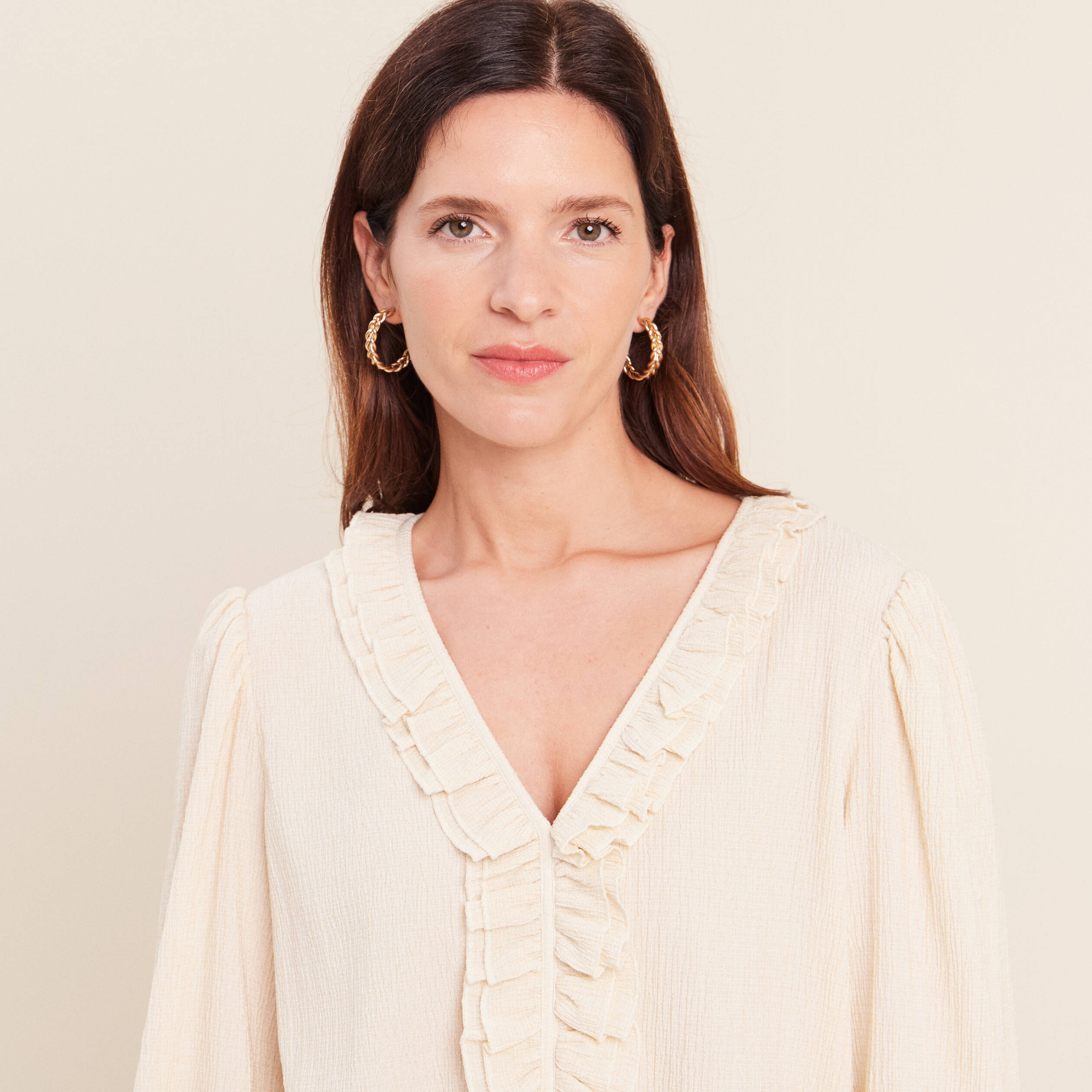 Blouse col v manches longues sable femme