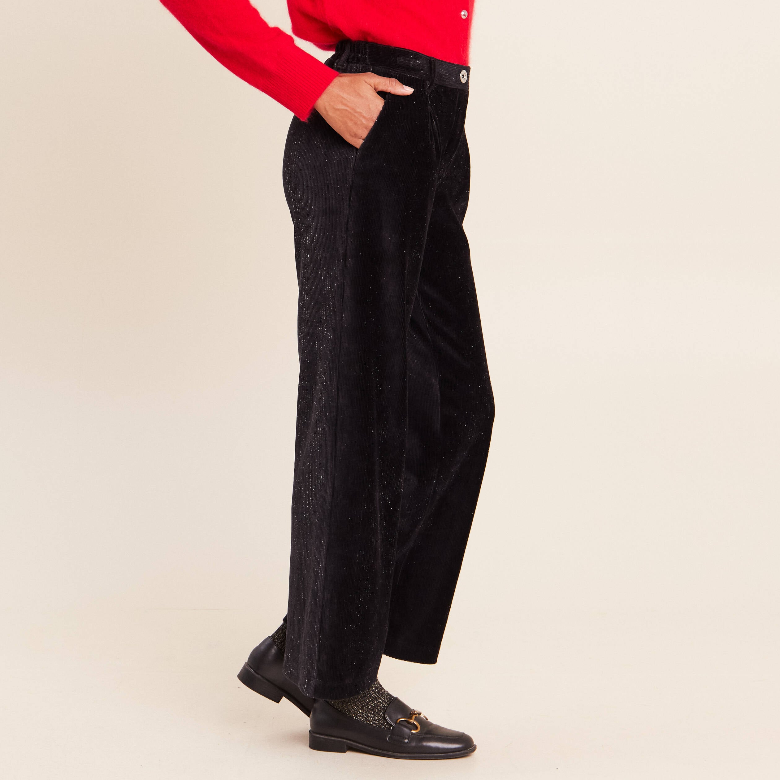 Pantalon en velours noir femme