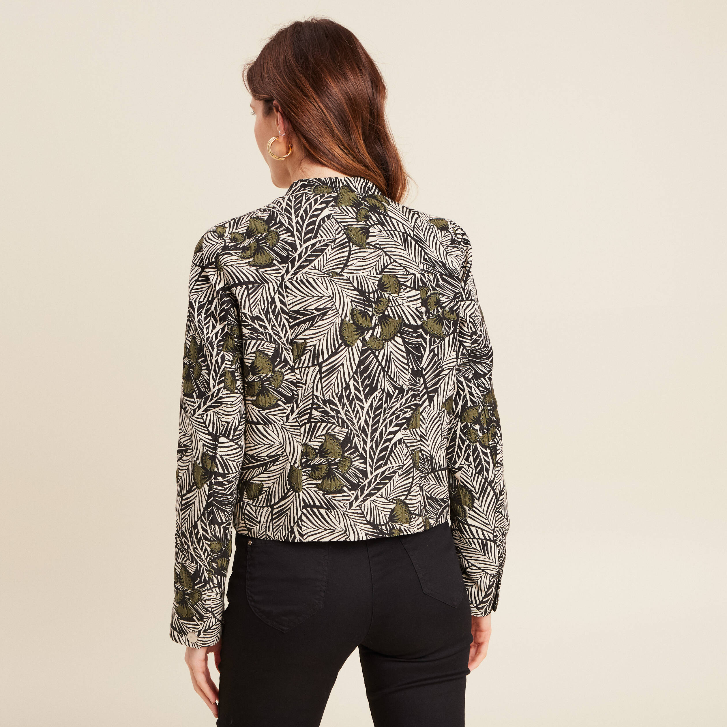 Veste boutonn&eacute;e col mao vert femme