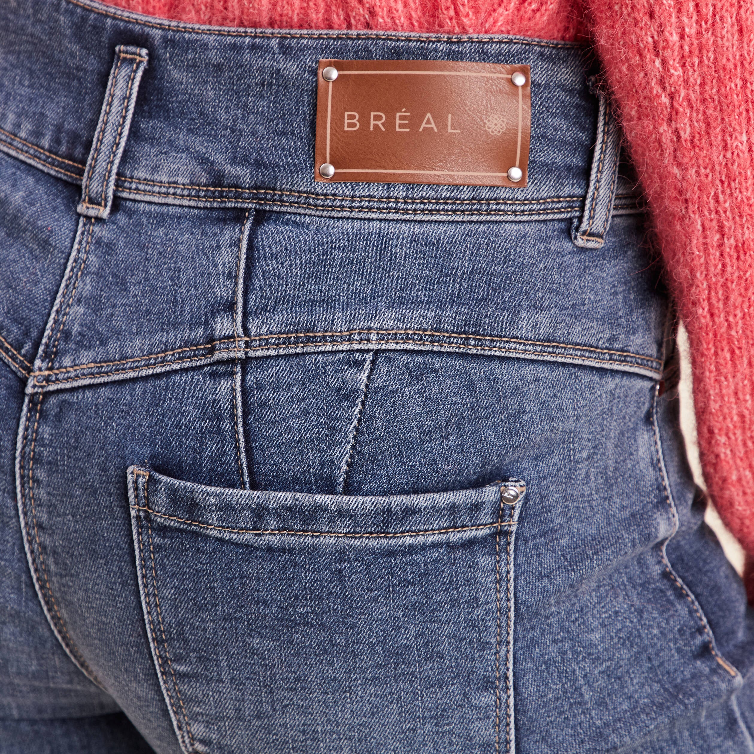 Jean coupe droite taille haute denim stone femme