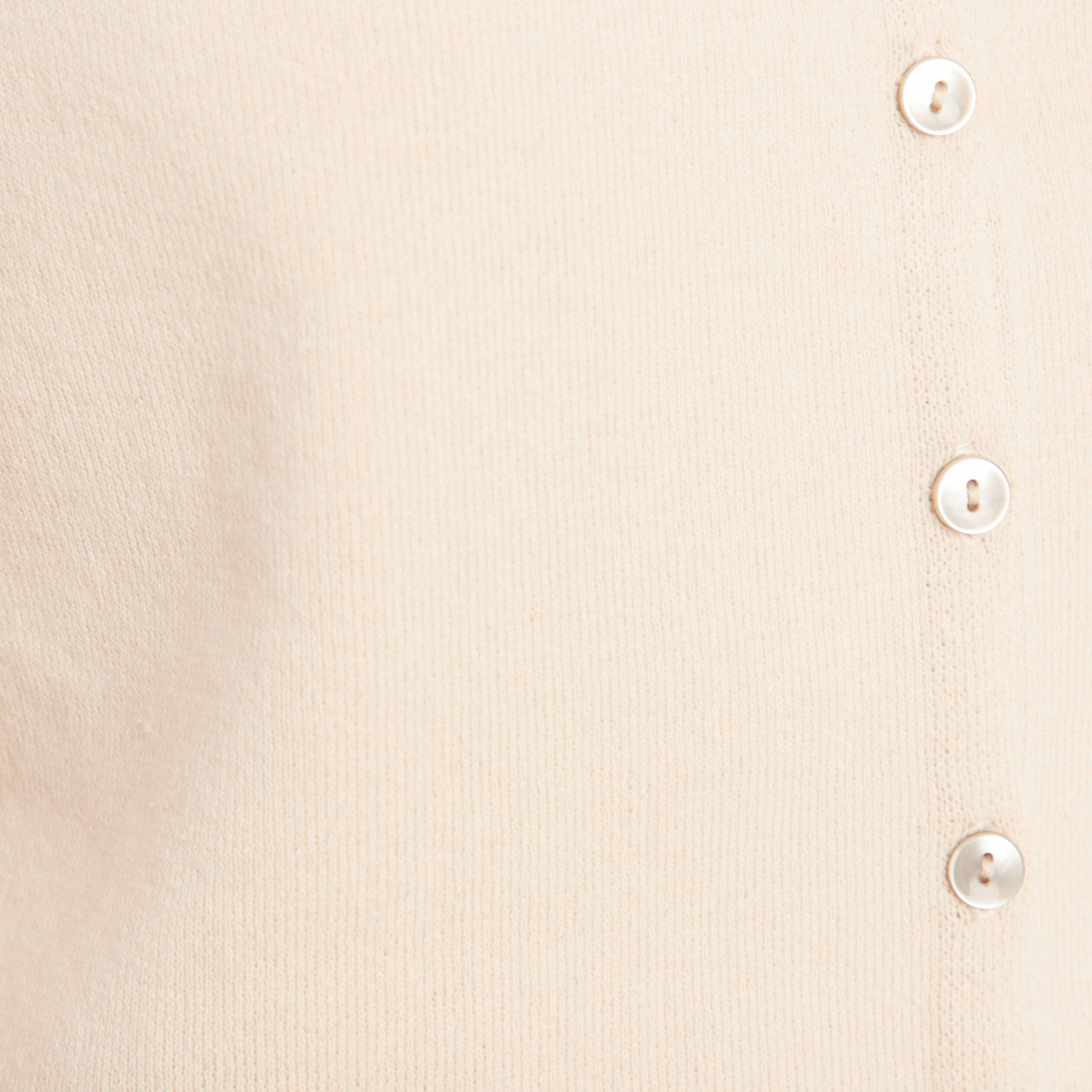 pull cintre court col v beige femme Pull cintré court col V beige femme