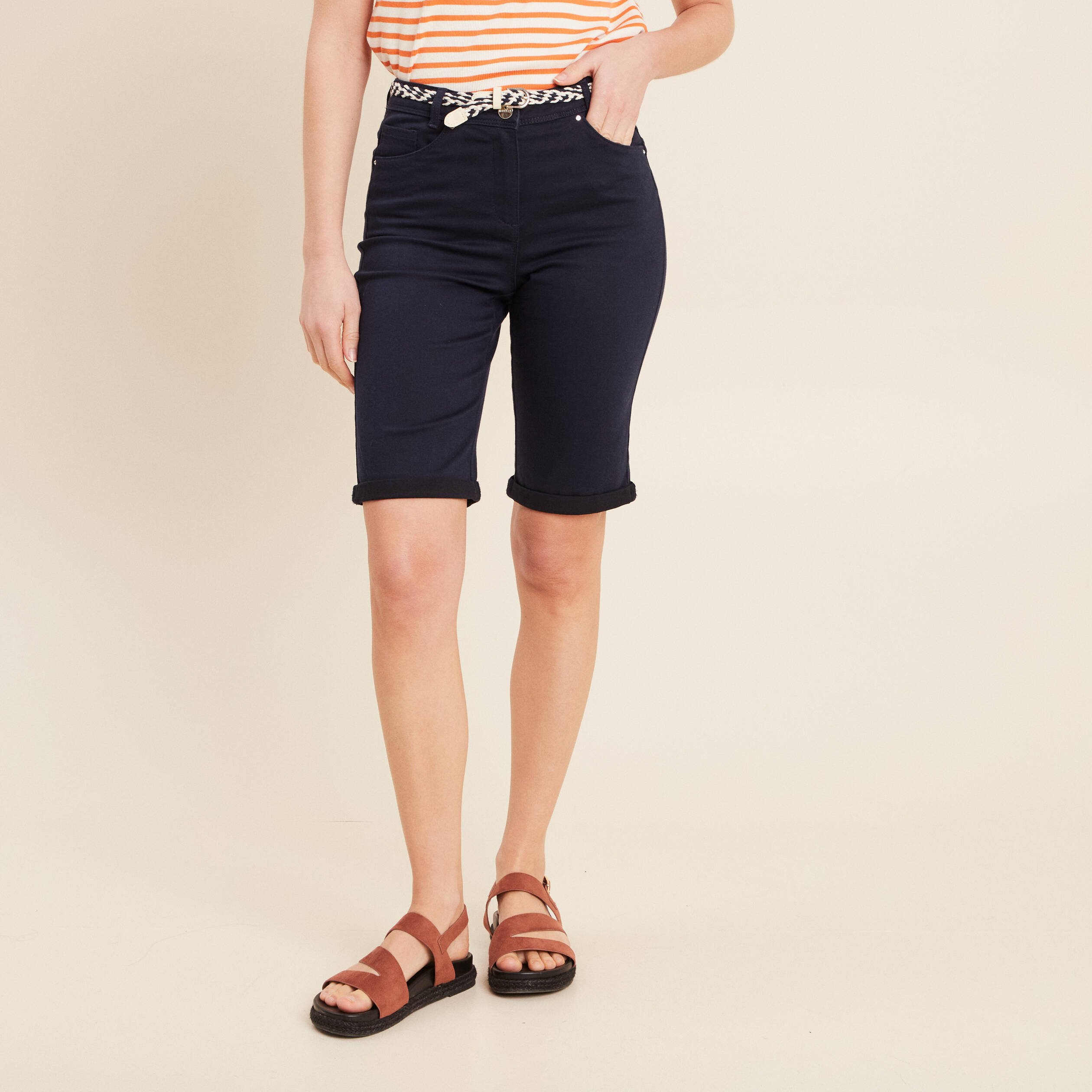 bermuda ajuste ceinture bleu marine femme Bermuda ajusté ceinturé bleu marine femme