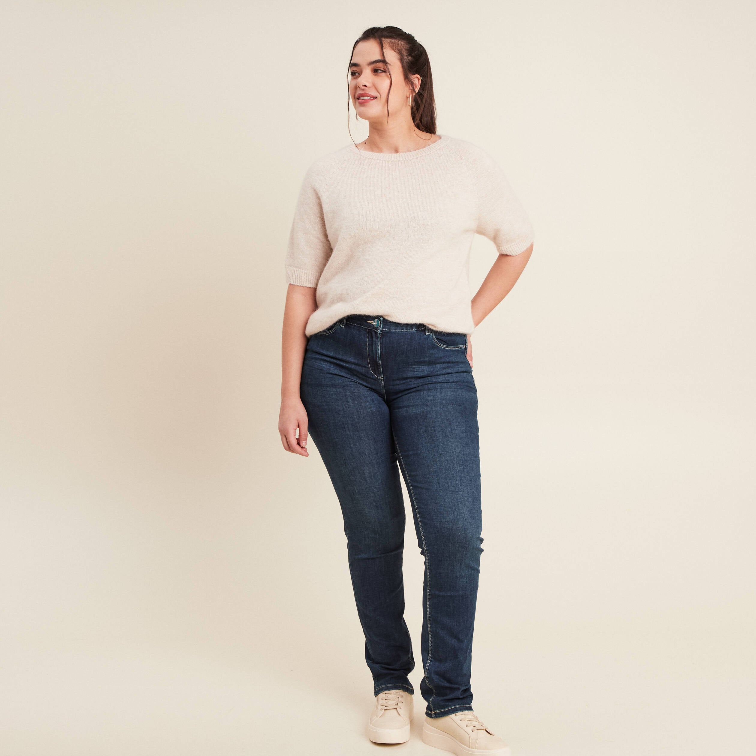 Jean coupe ajust&eacute;e long denim brut femme