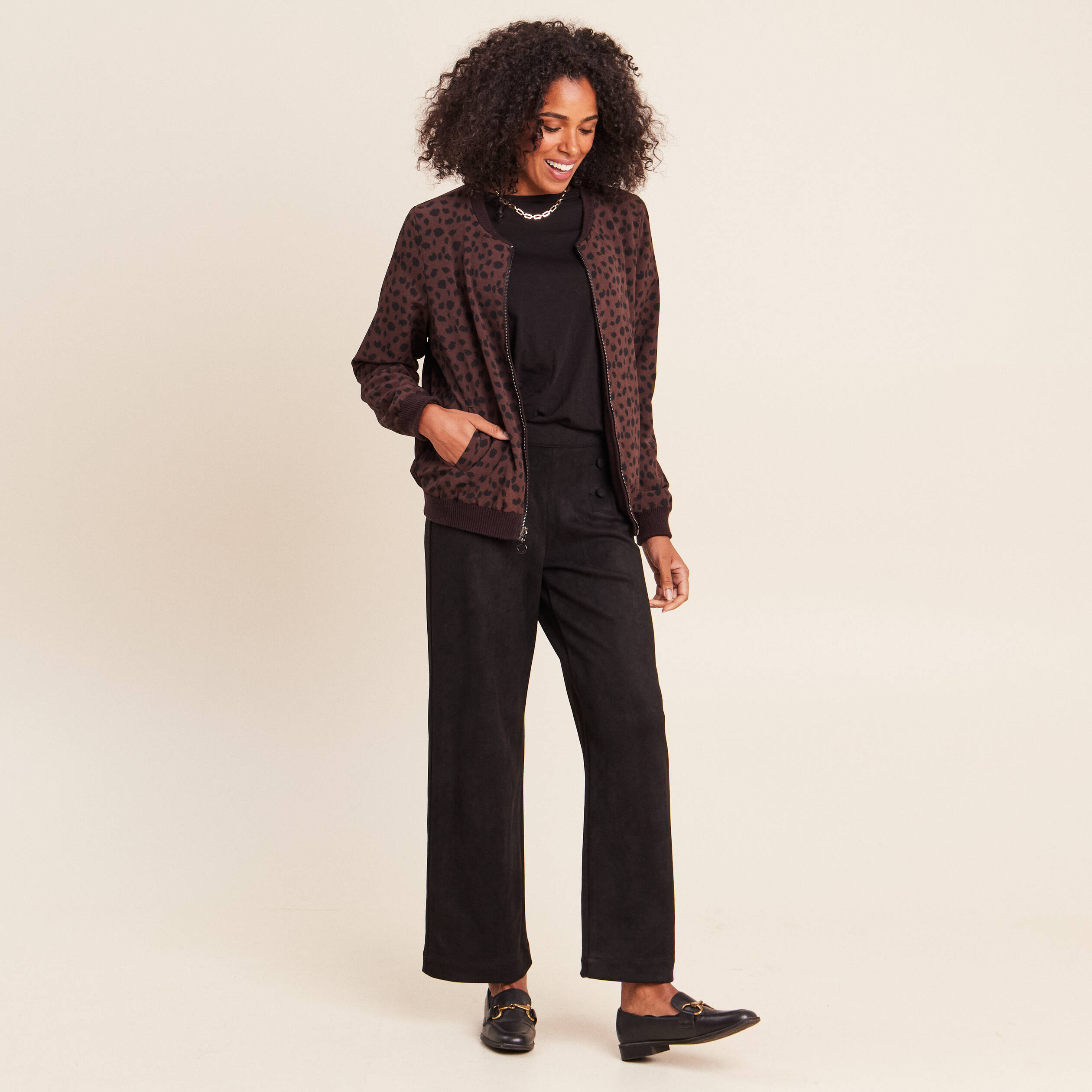 Pantalon aspect daim noir femme