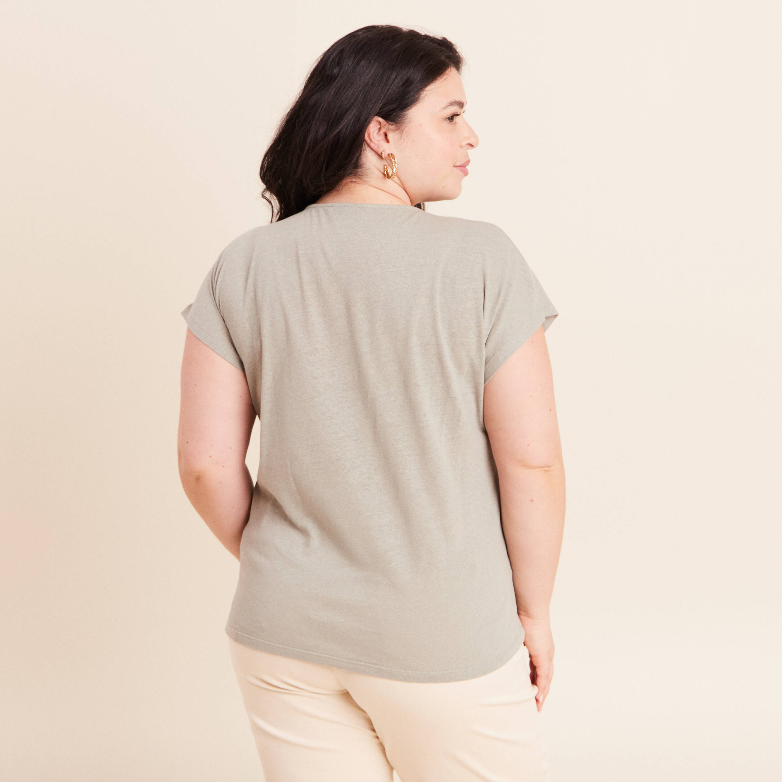 T-shirt col v manches courtes aspect lin vert clair femme