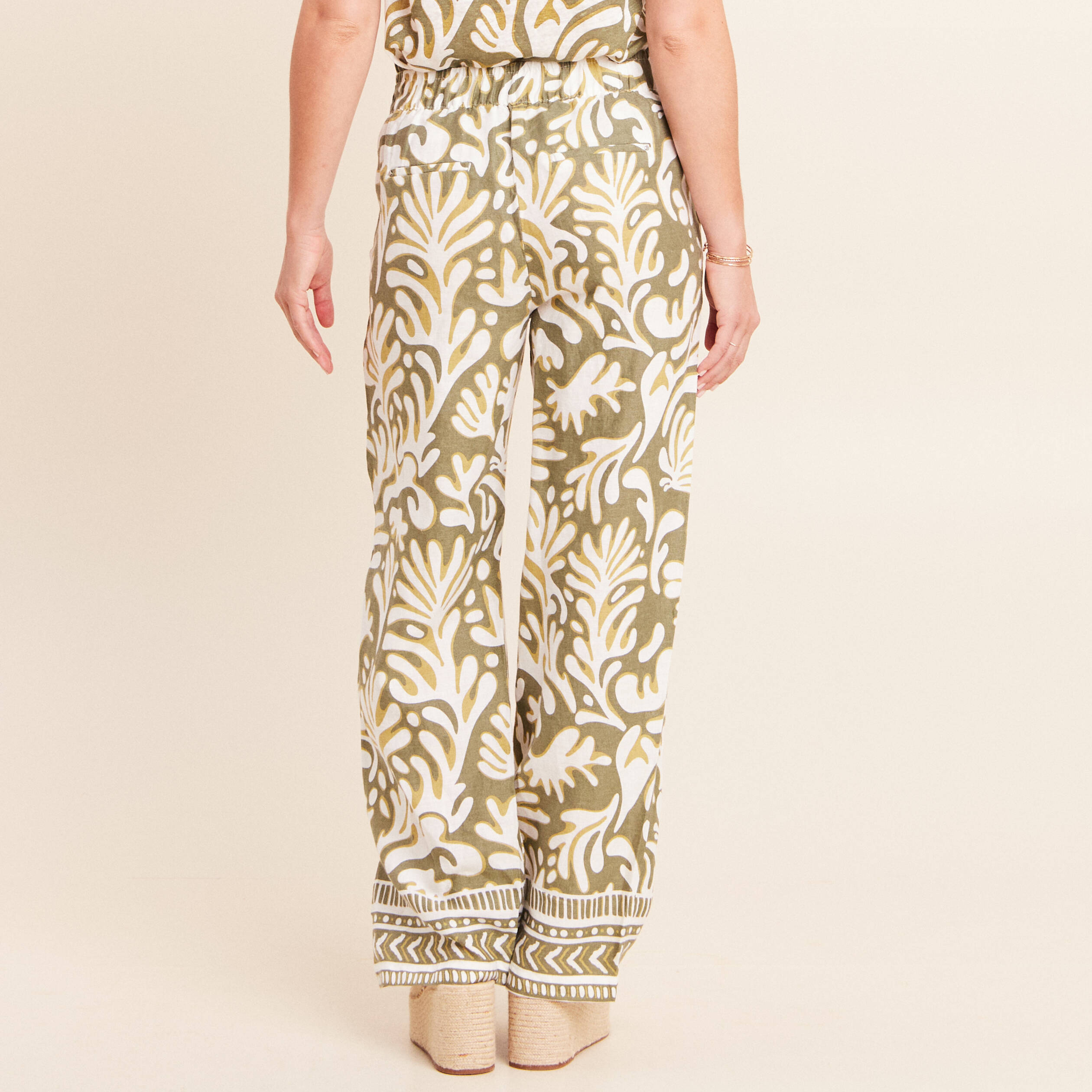 Pantalon large taille haute aspect lin vert femme