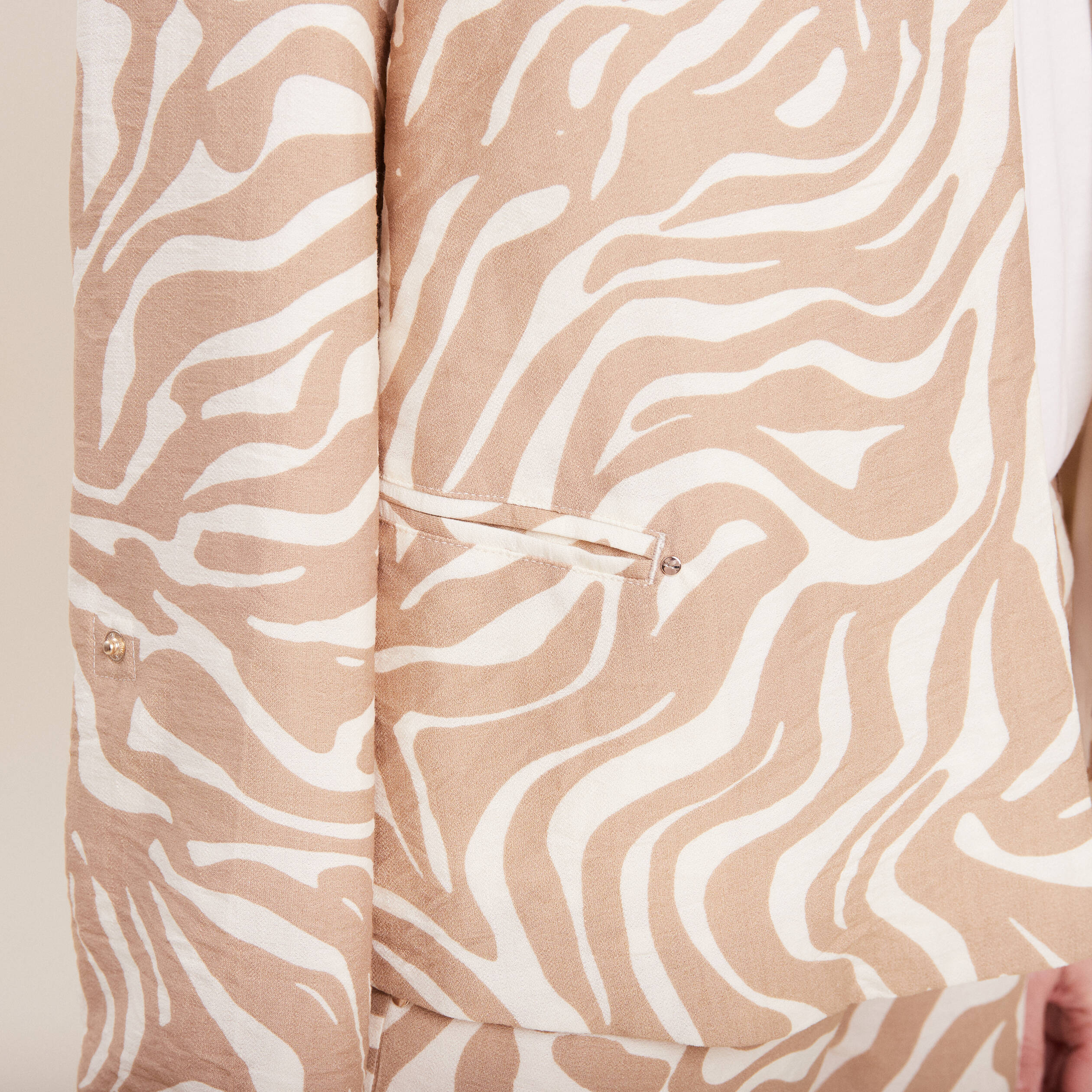 veste droite manches longues beige femme Veste droite manches longues beige femme