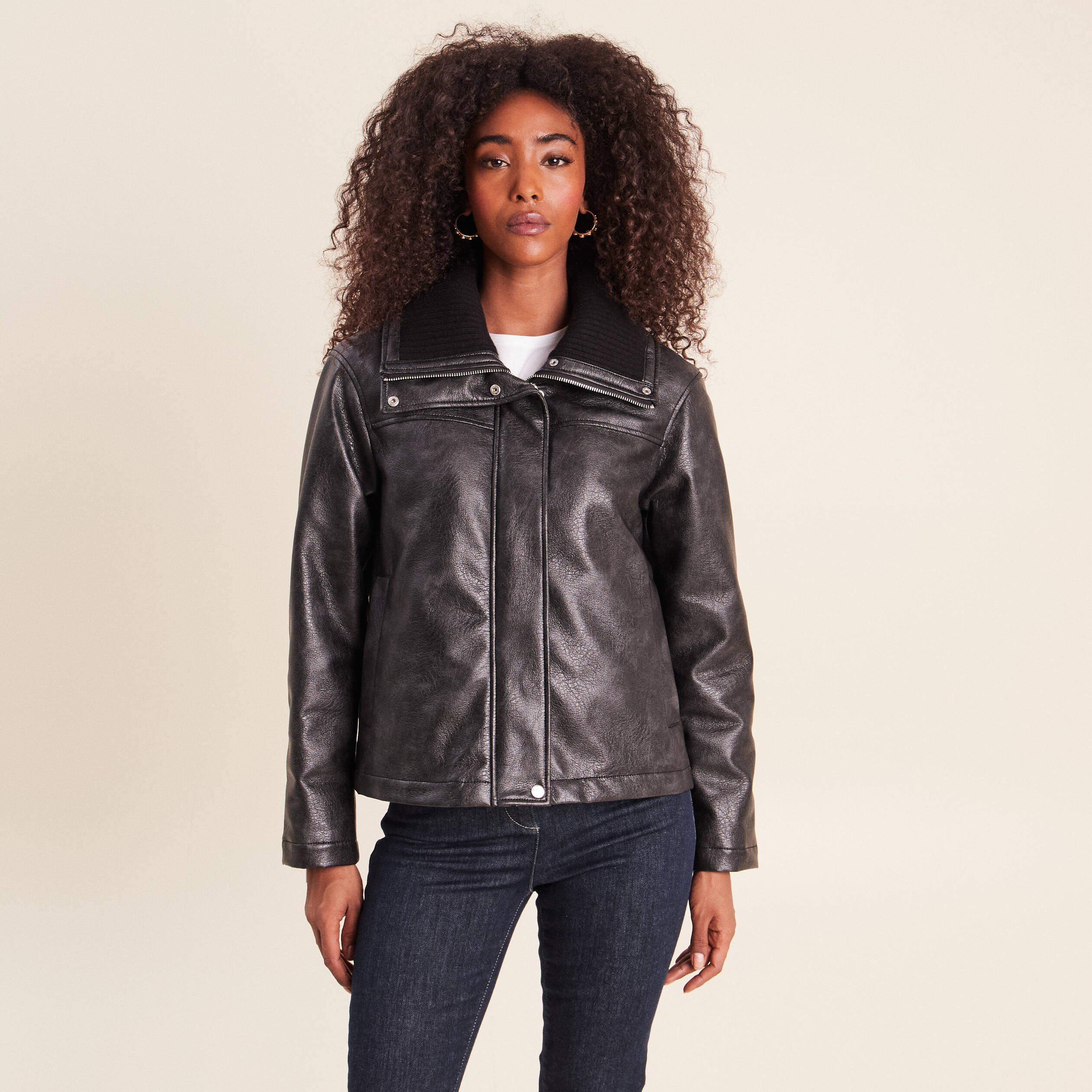 Veste ample col camionneur doubl&eacute;e noir femme