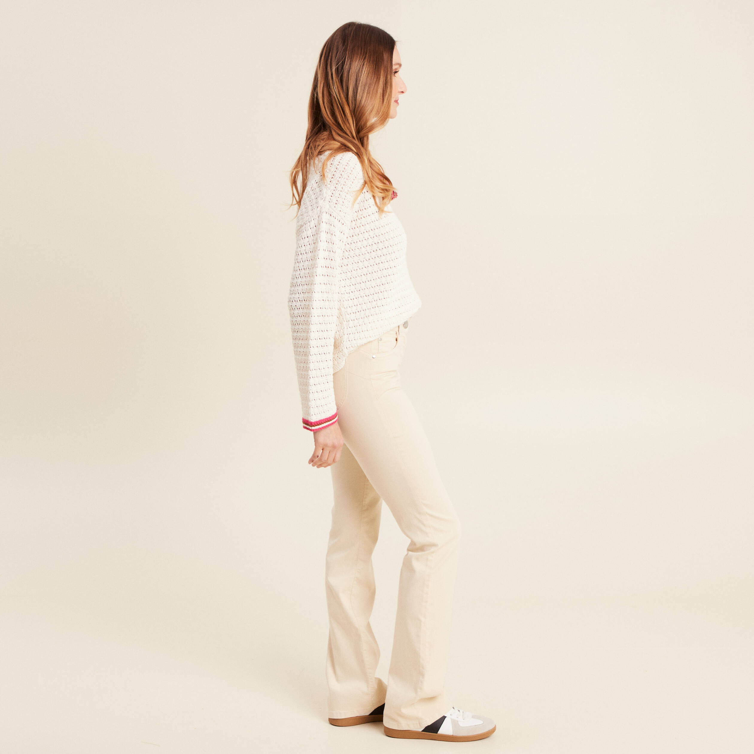 Pantalon l&eacute;ger bootcut taille bascul&eacute;e ivoire femme