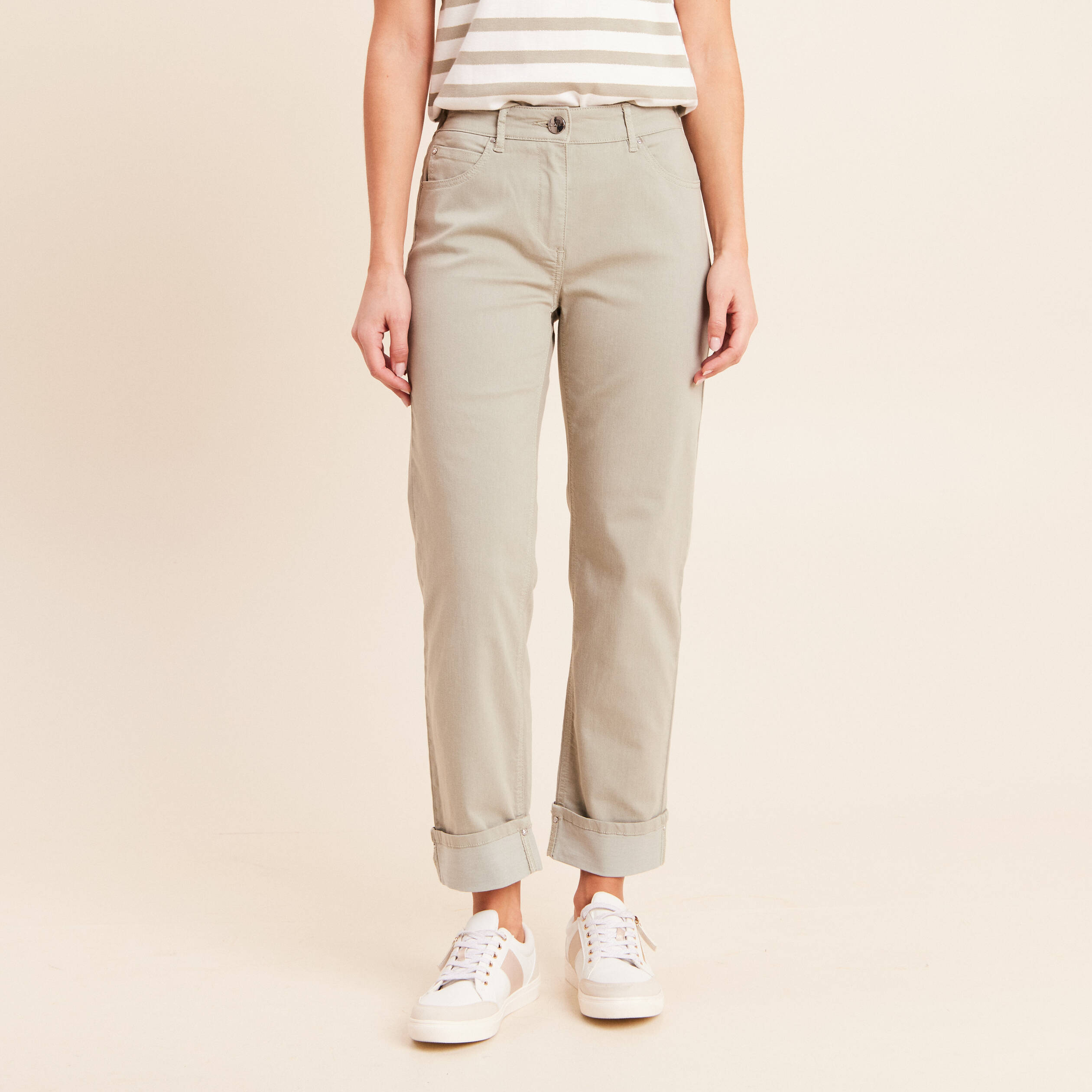 Pantalon coupe mom 7/8&egrave;me vert clair femme