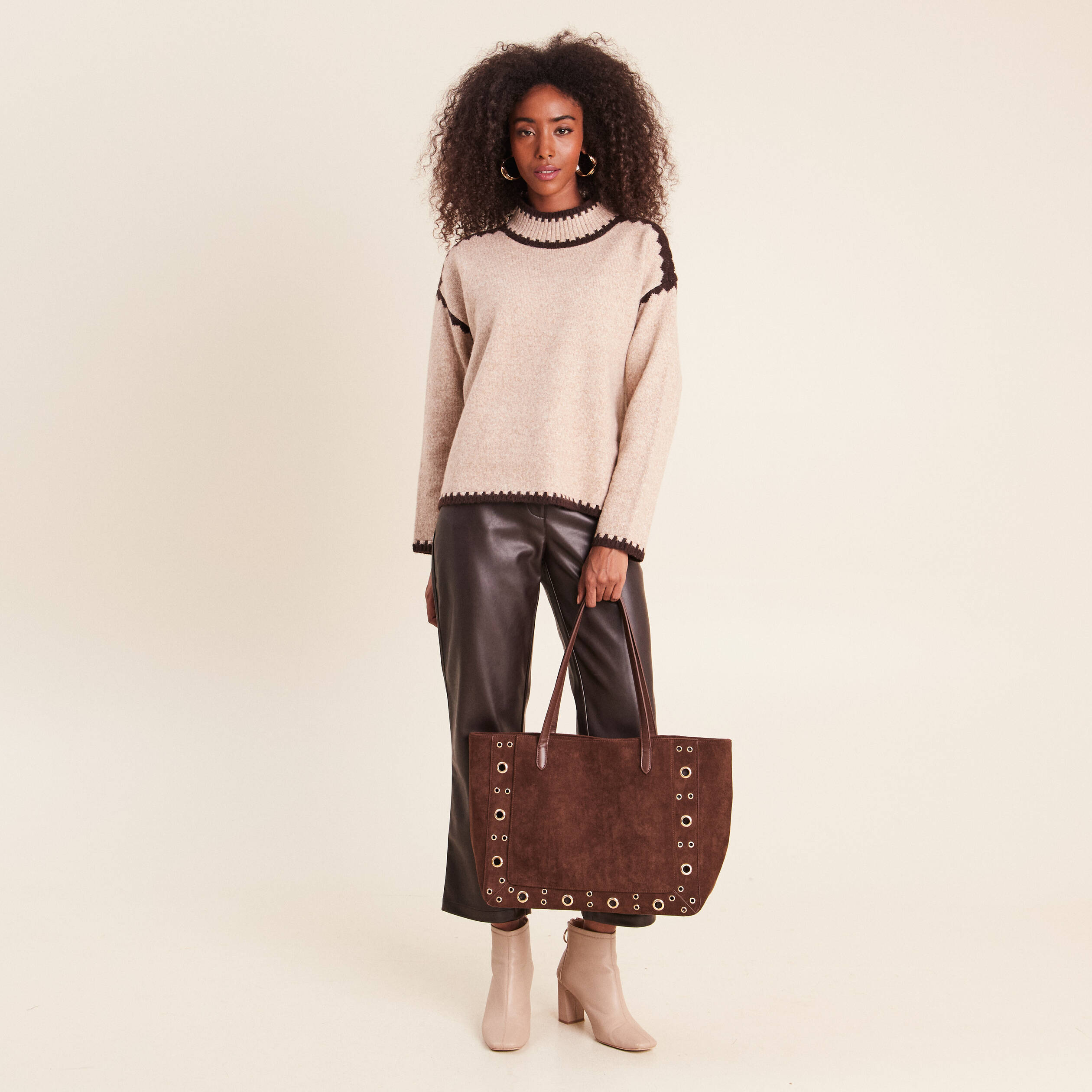 Pull col montant beige femme