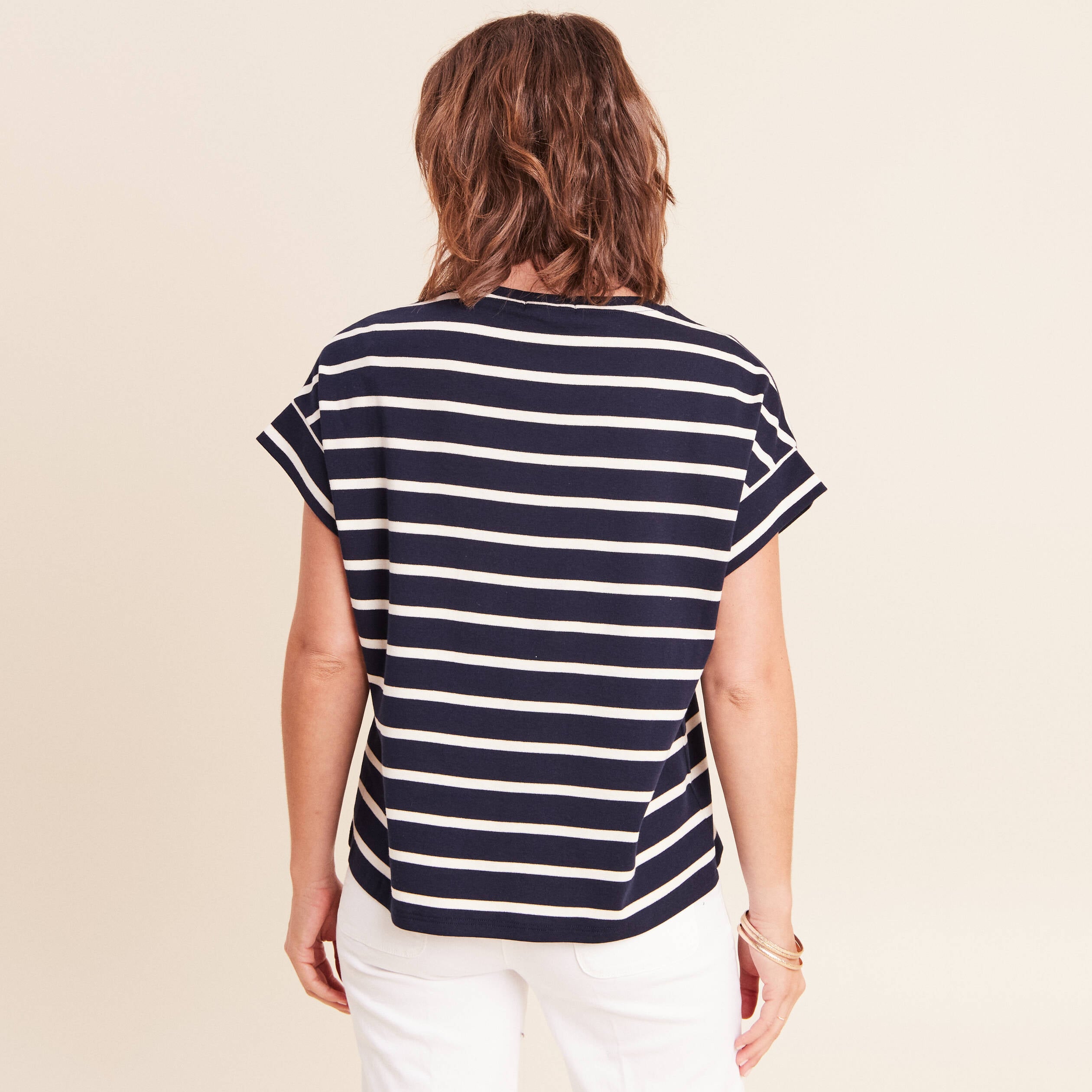 T-shirt droit col rond manches courtes noir femme