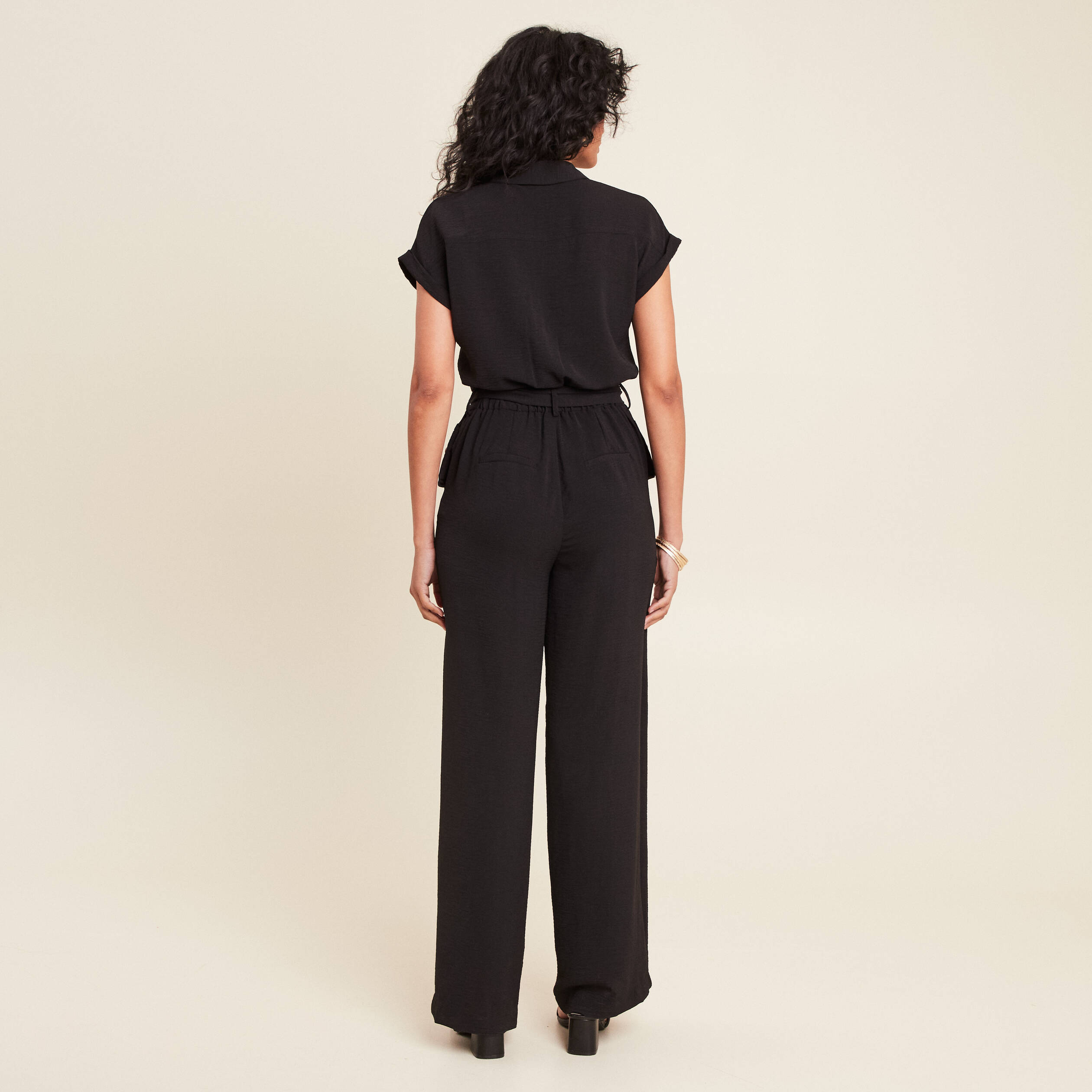 combinaison pantalon ceinturee noir femme Combinaison pantalon ceinturée noir femme
