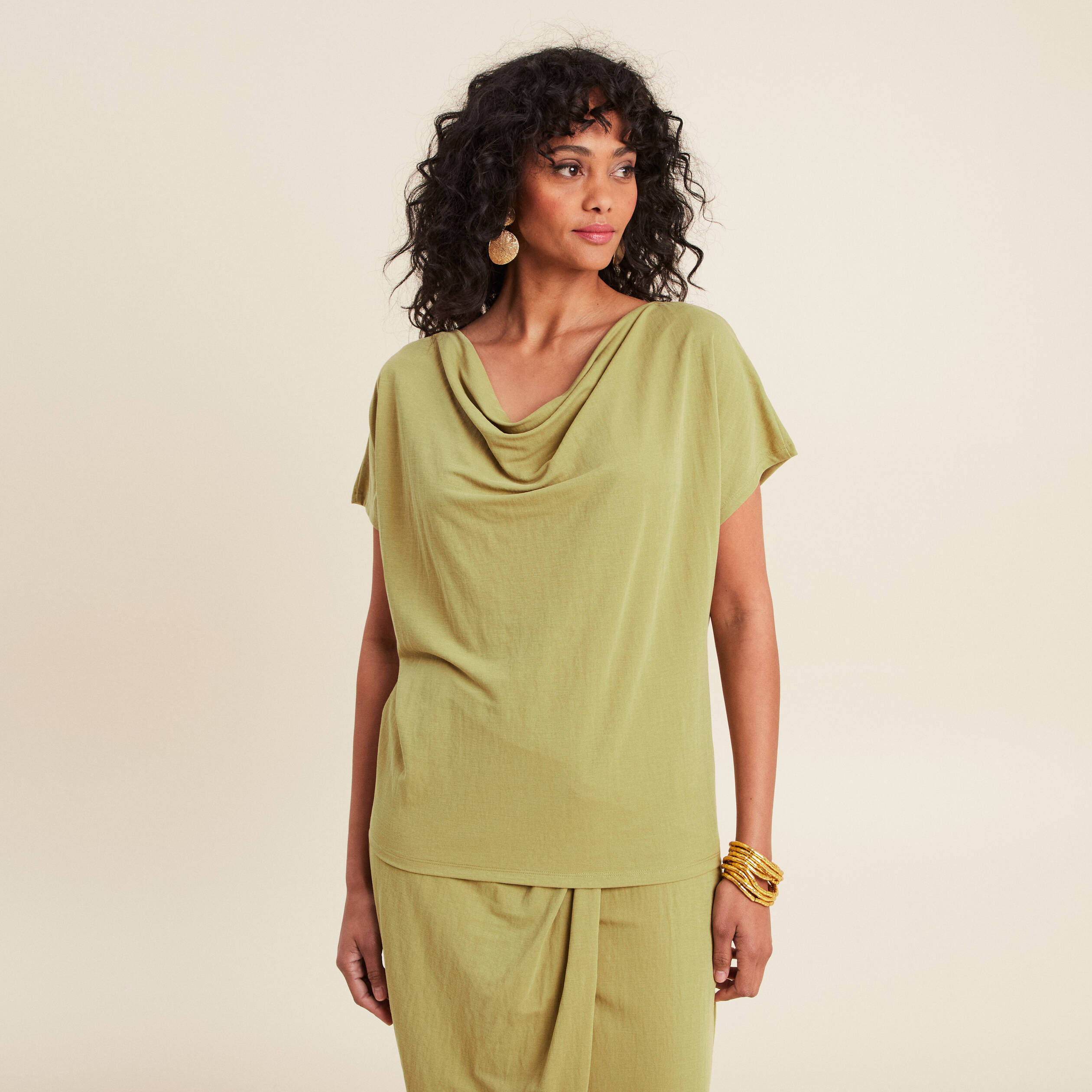 t shirt manches courtes vert olive femme T-shirt manches courtes vert olive femme