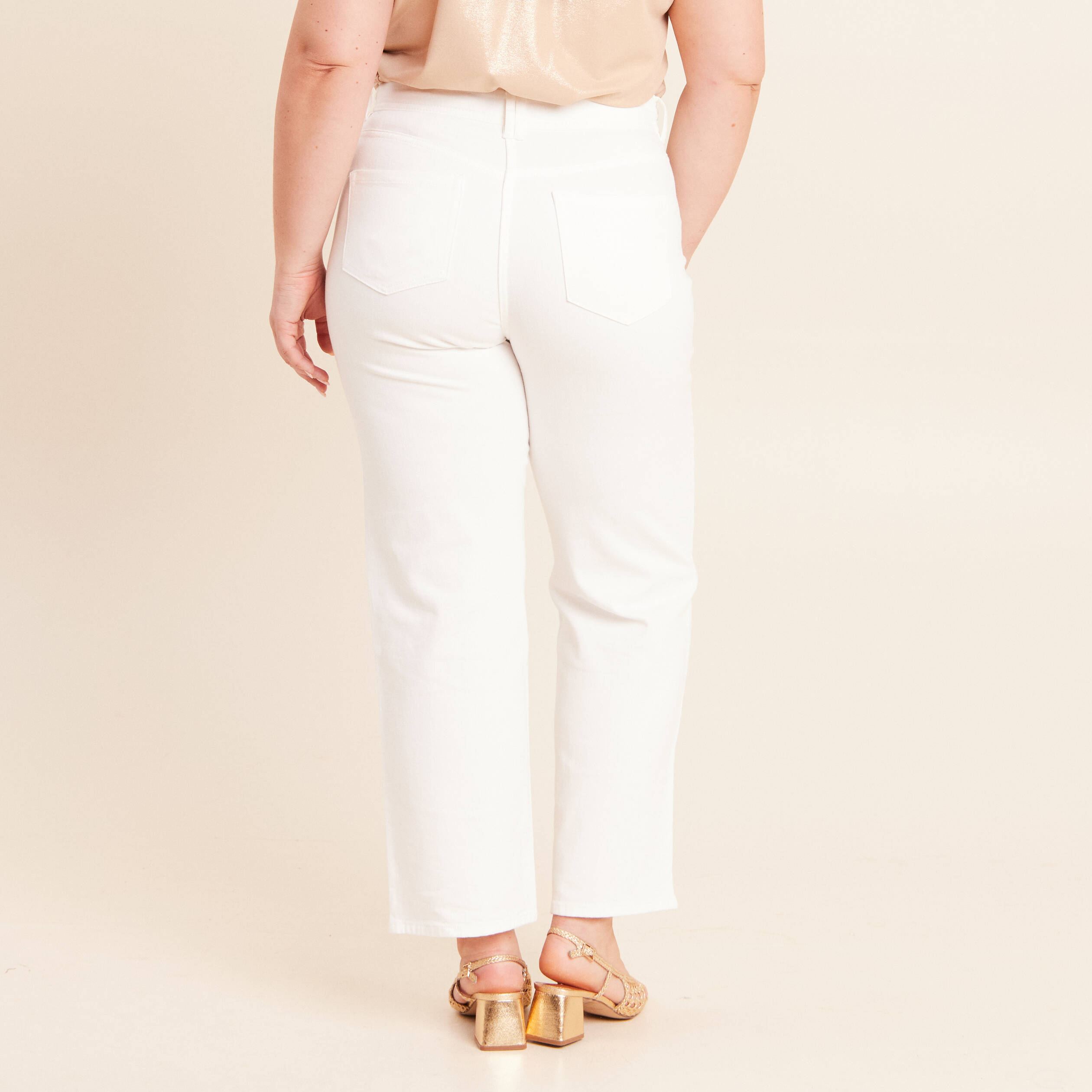 Jean coupe large 7/8&egrave;me taille haute blanc femme