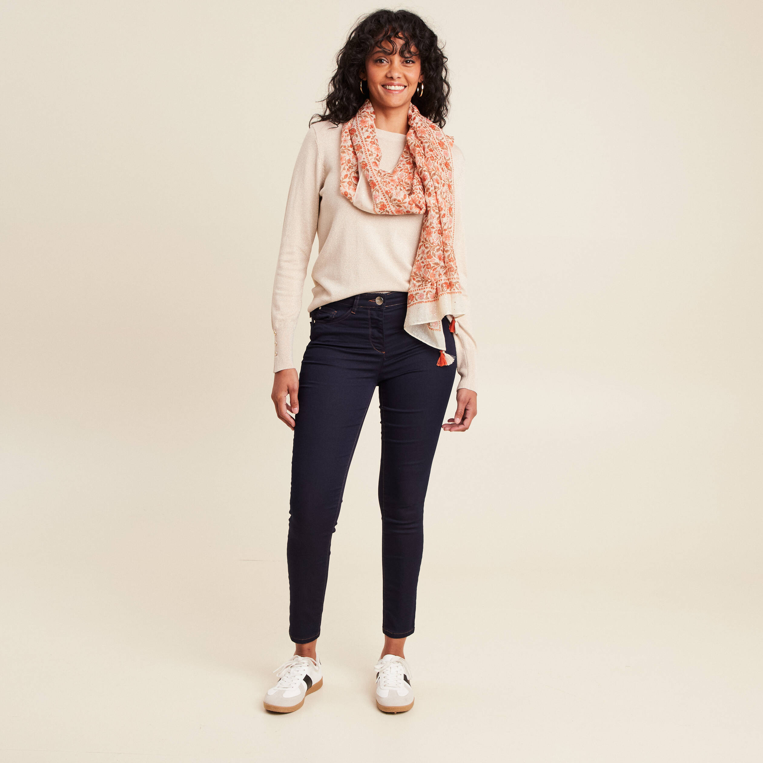 Jeans léger taille standard 7/8ème denim brut femme