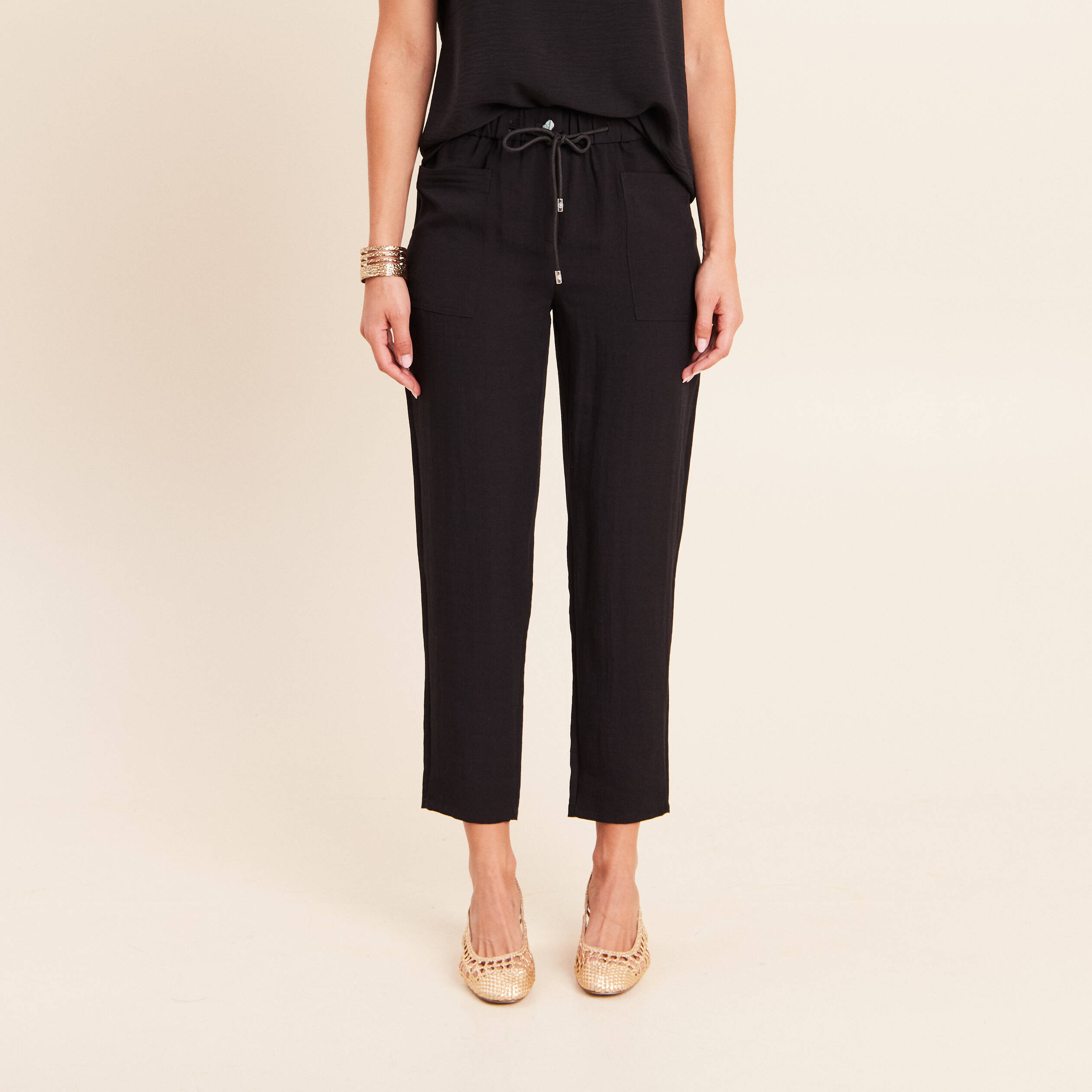 Pantalon mom 7/8&egrave;me en coton noir femme