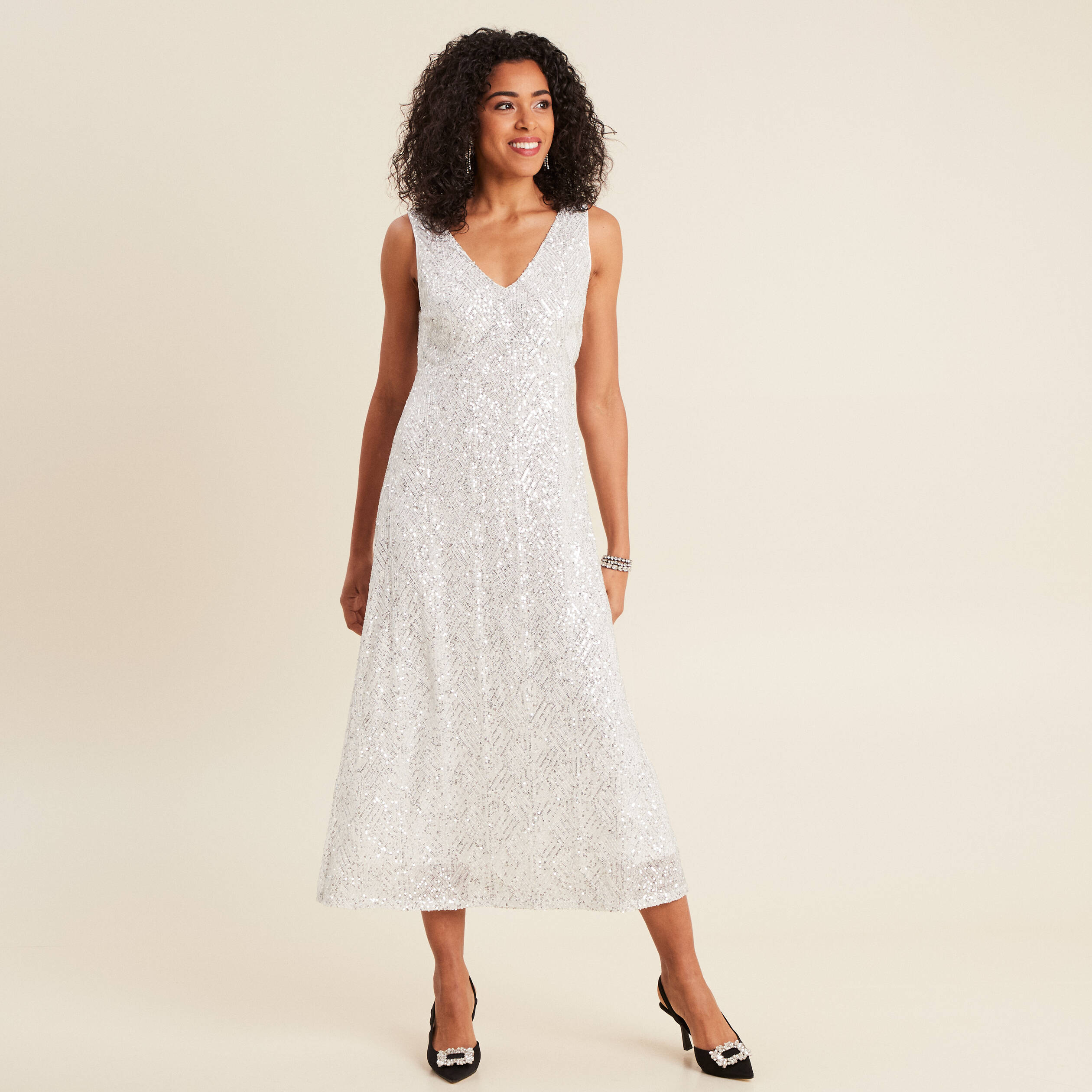 robe longue ajustee sequins couleur argent femme Robe longue ajustée sequins couleur argent femme
