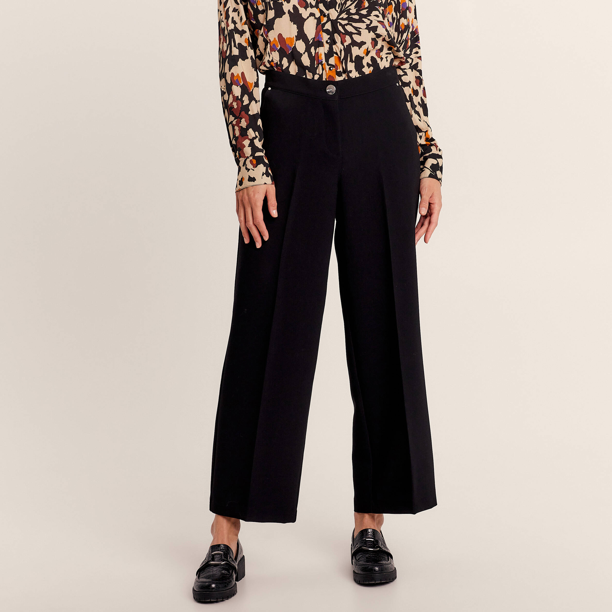 Pantalon large fluide à pinces noir femme
