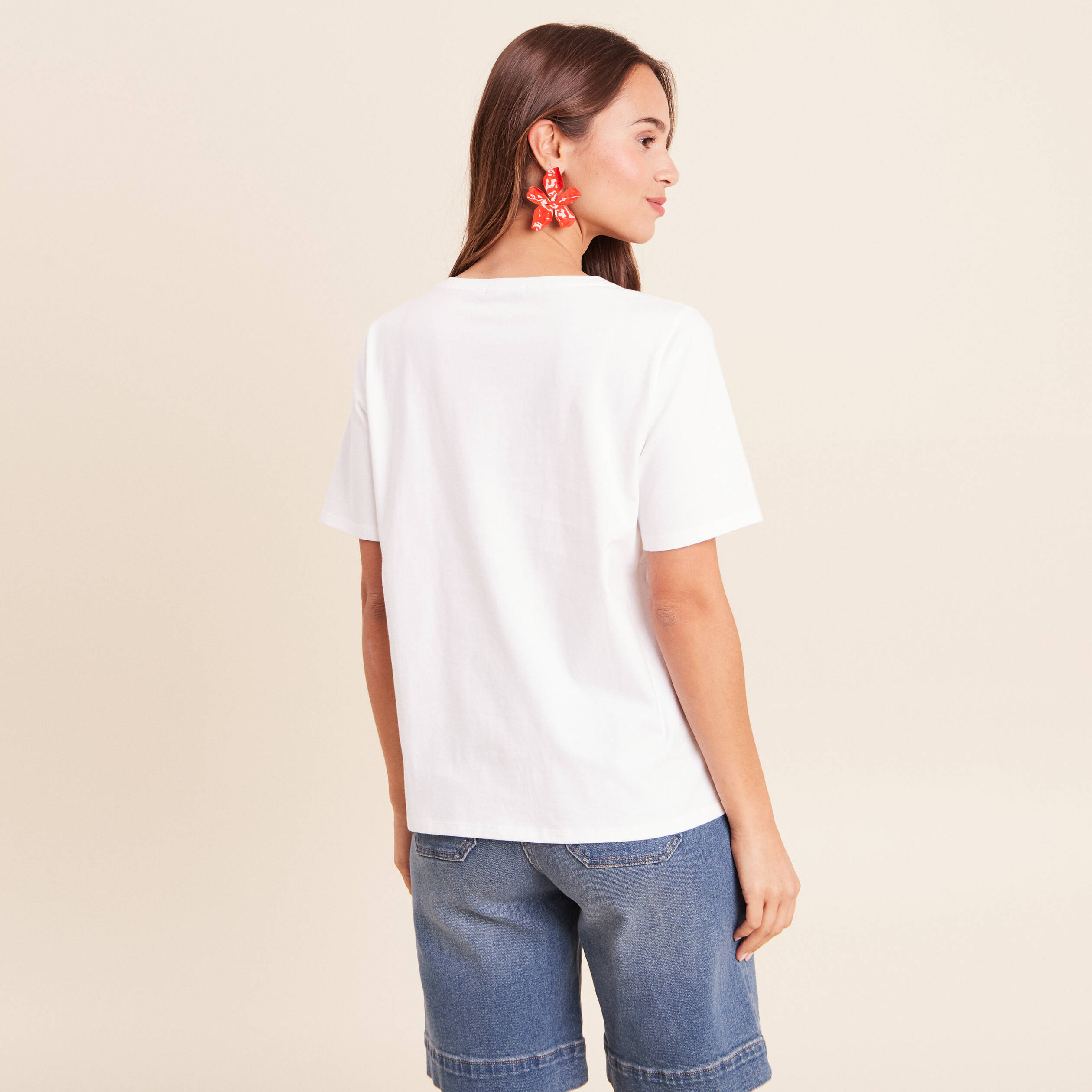 T-shirt col rond manches courtes brod&eacute; blanc femme