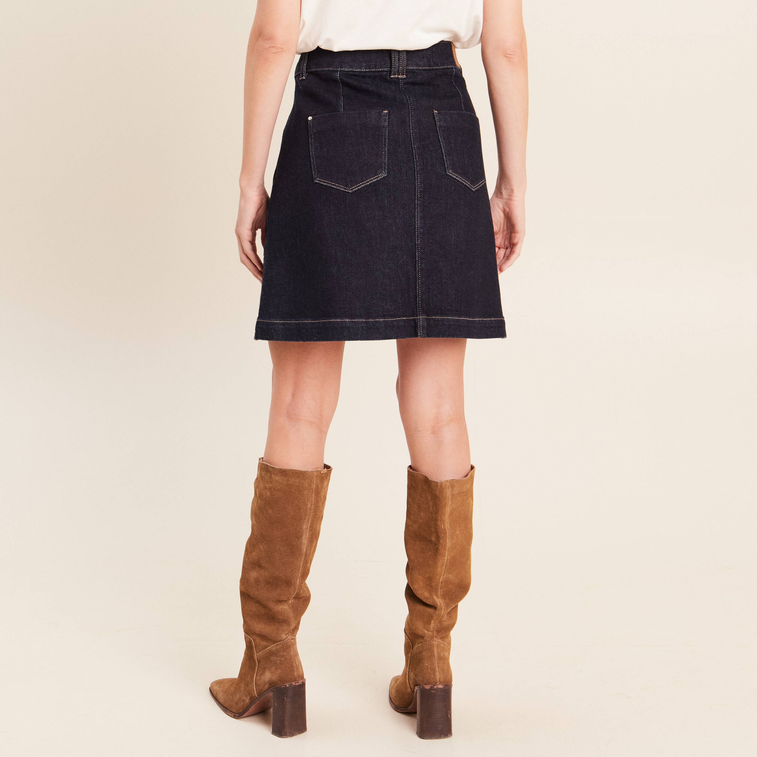 Jupe courte trap&egrave;ze en jean denim brut femme