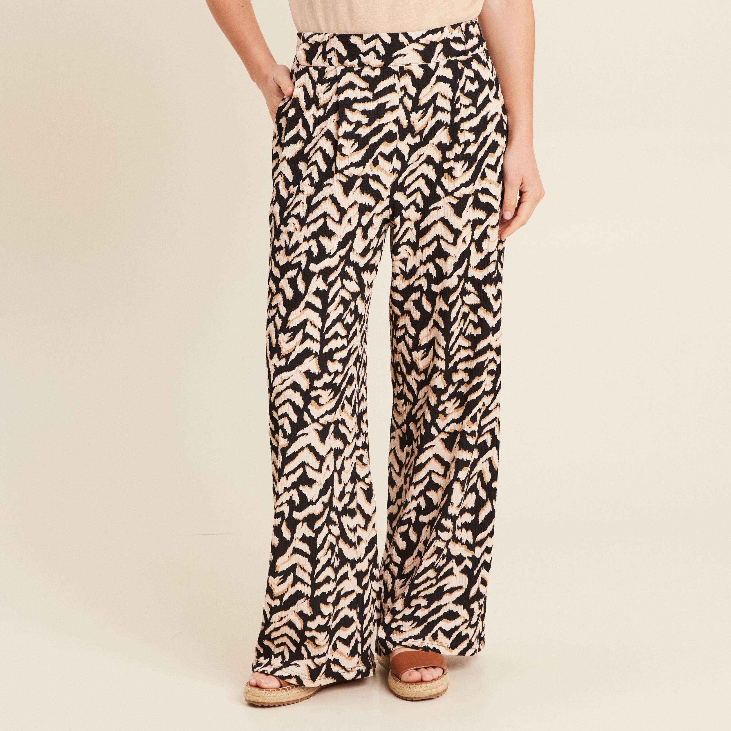 Pantalon coupe large taille haute noir femme