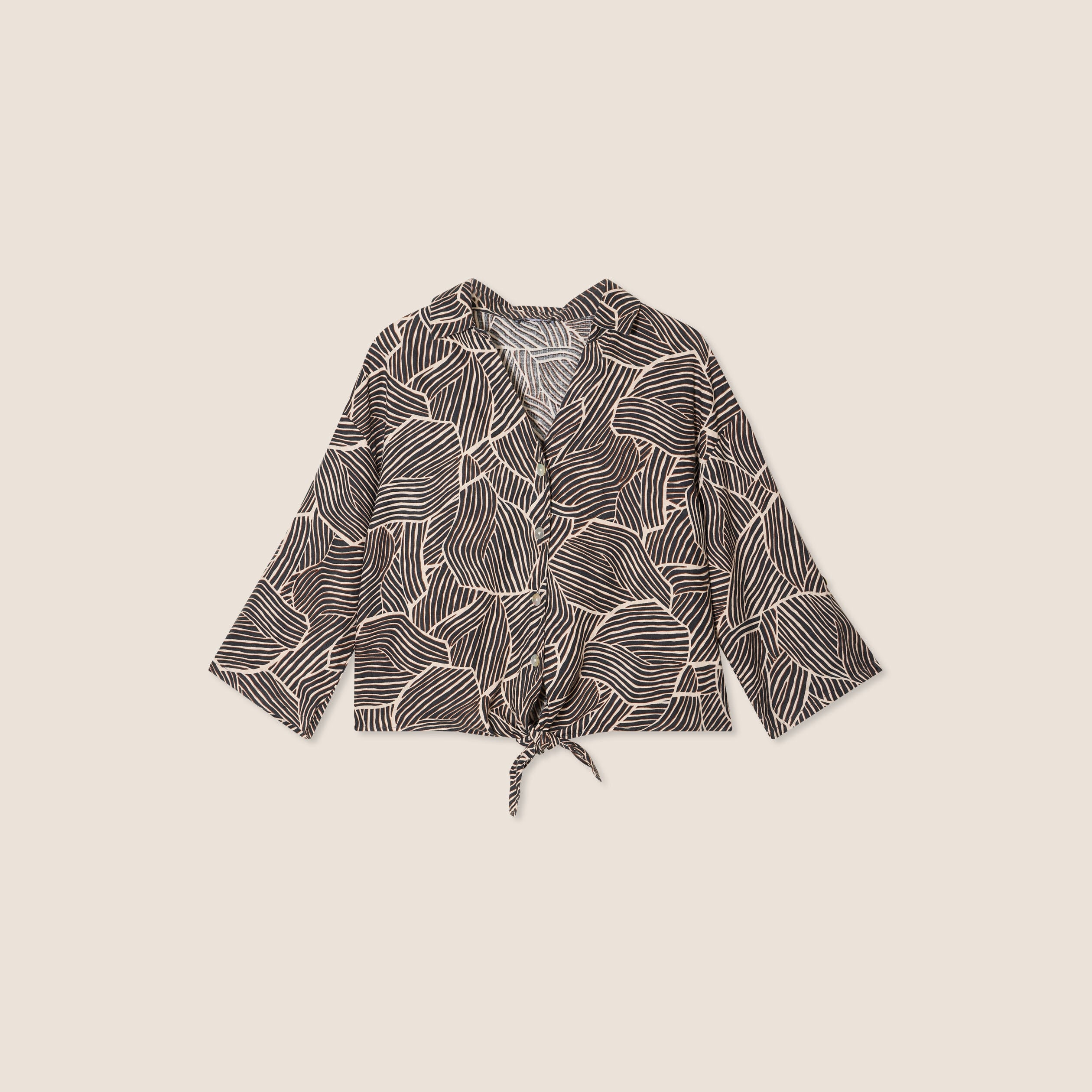 Chemise manches 3/4 nou&eacute;e noir femme