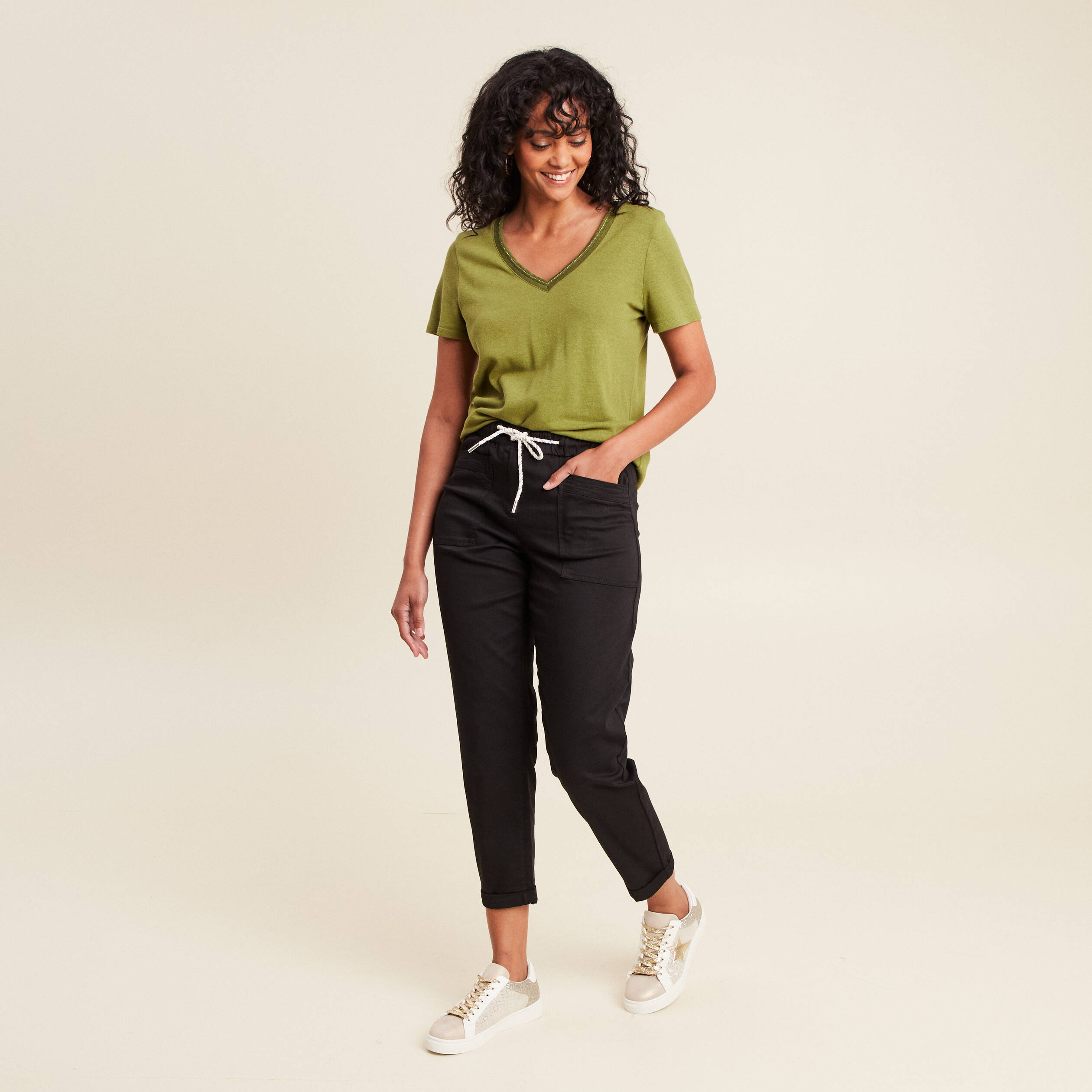 t shirt manches courtes col en v vert femme T-shirt manches courtes col en V vert femme