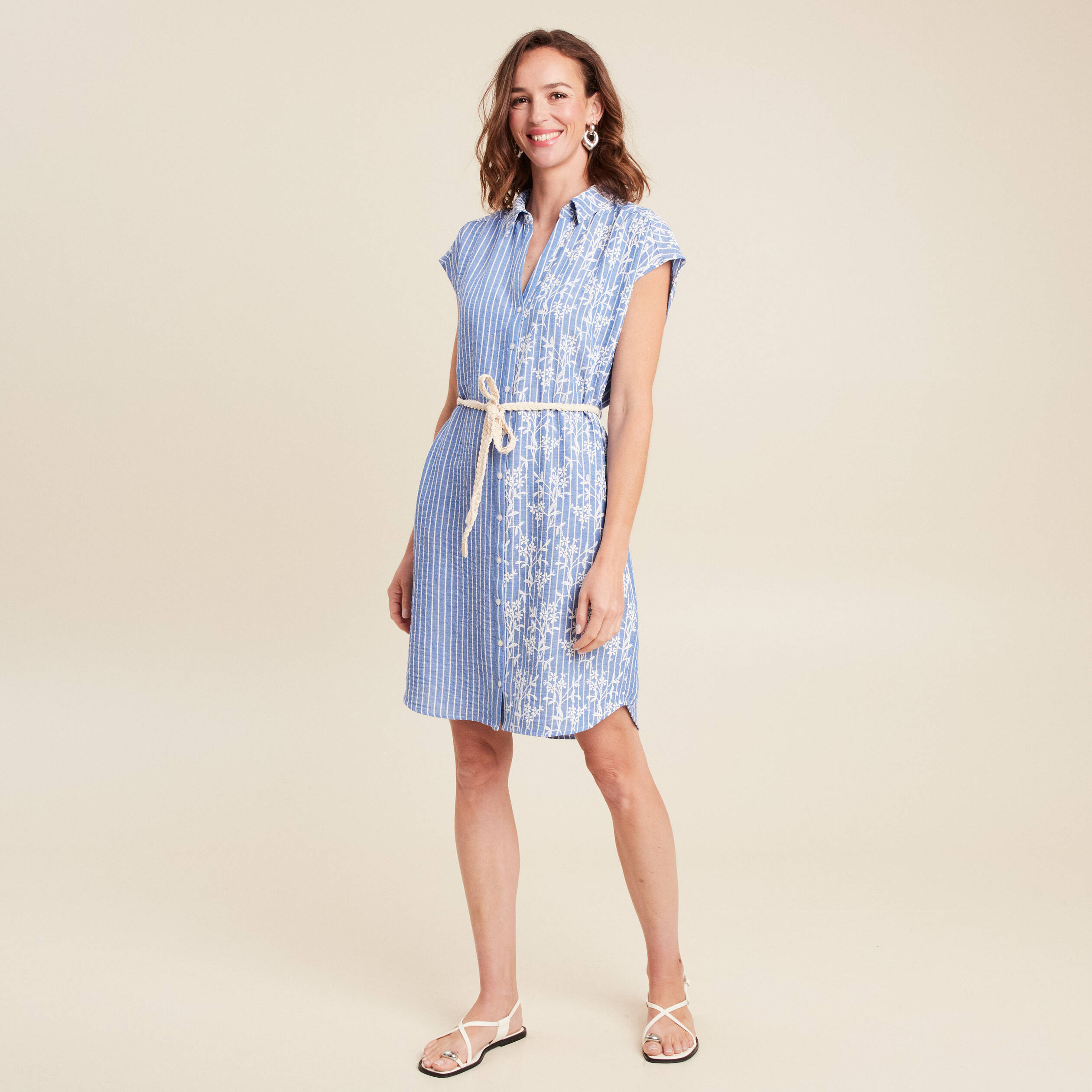robe droite courte col chemise ceinture bleu clair femme Robe droite courte col chemise ceinture bleu clair femme