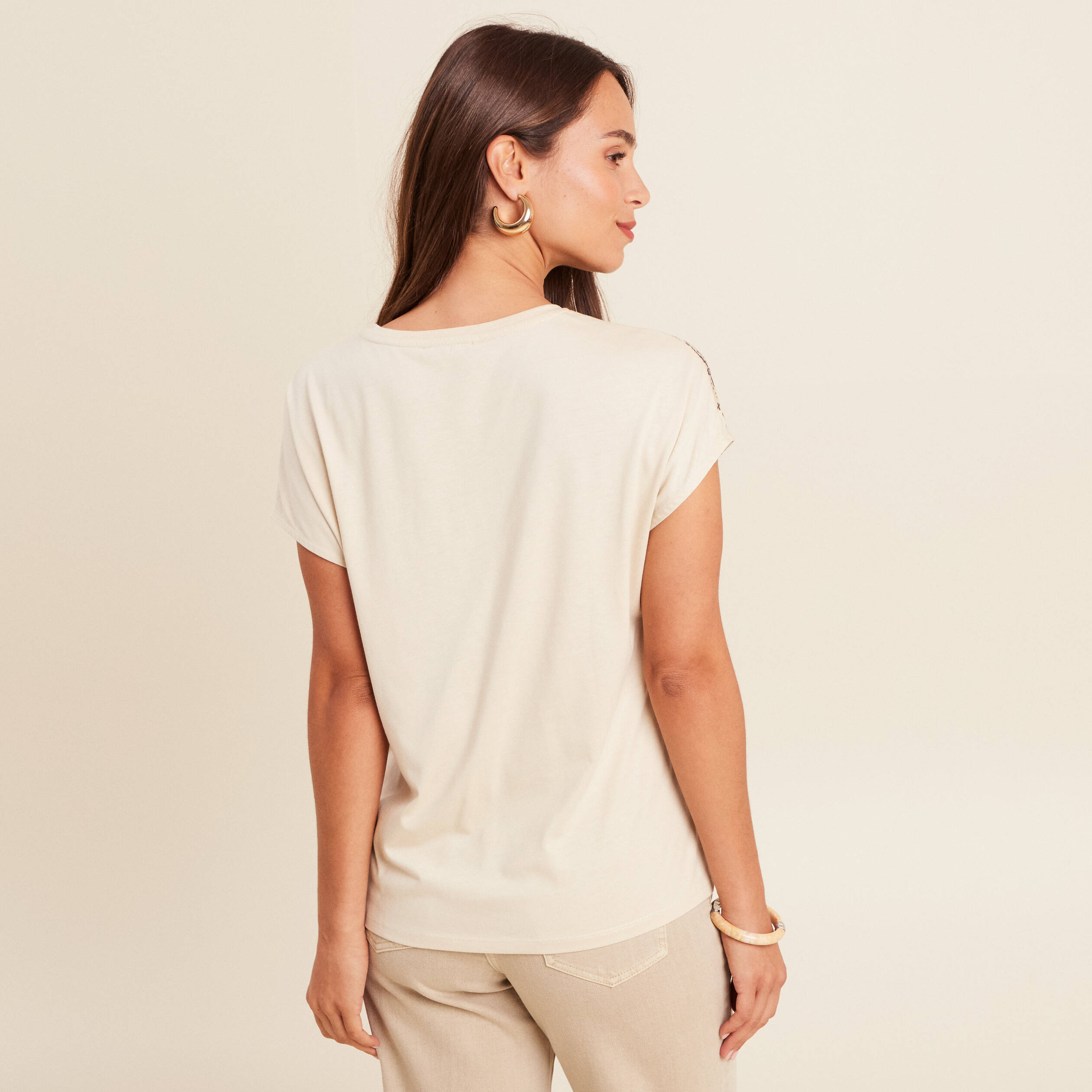t shirt col rond manches courtes beige femme T-shirt col rond manches courtes beige femme
