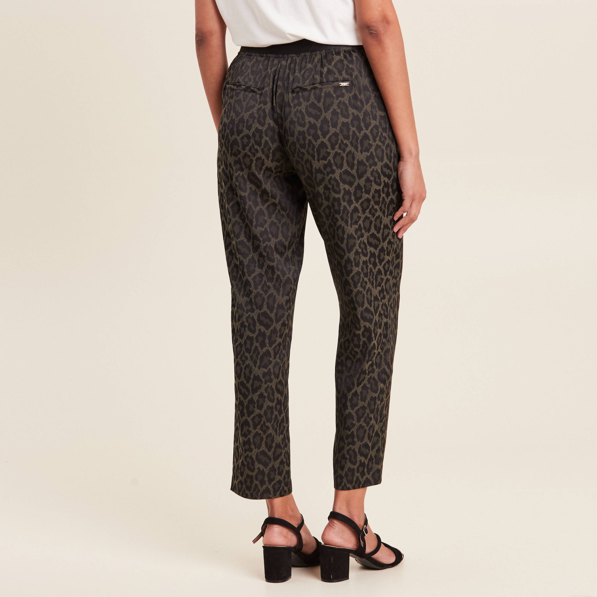 Pantalon flou taille bascul&eacute;e vert kaki femme