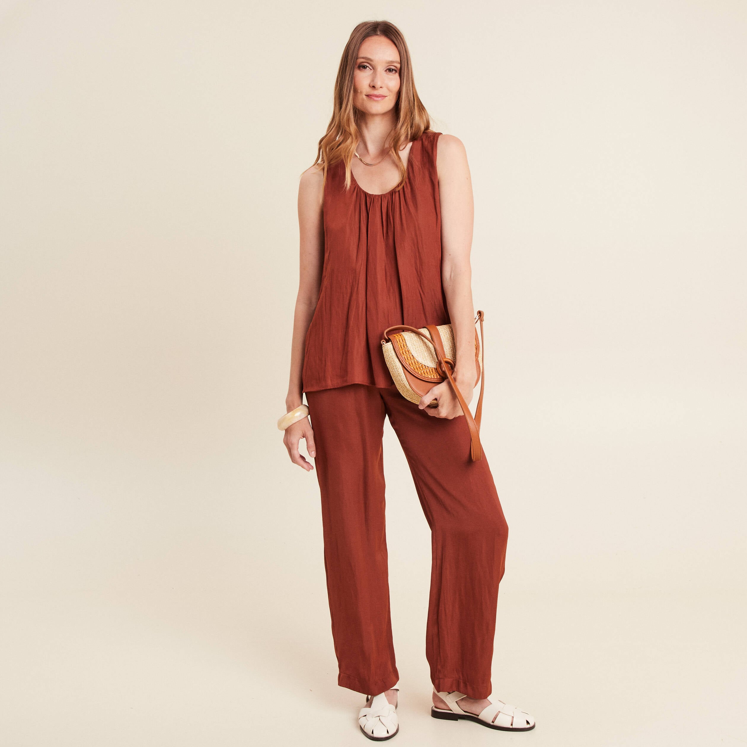 Pantalon coupe large taille haute marron fonc&eacute; femme