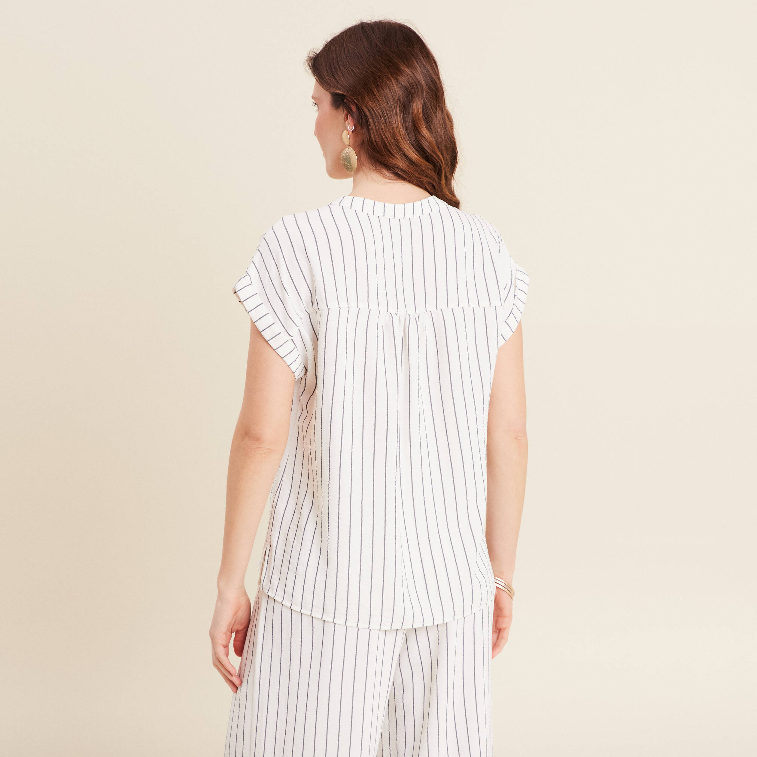 blouse fluide manches courtes gris fonce femme Blouse fluide manches courtes gris foncé femme