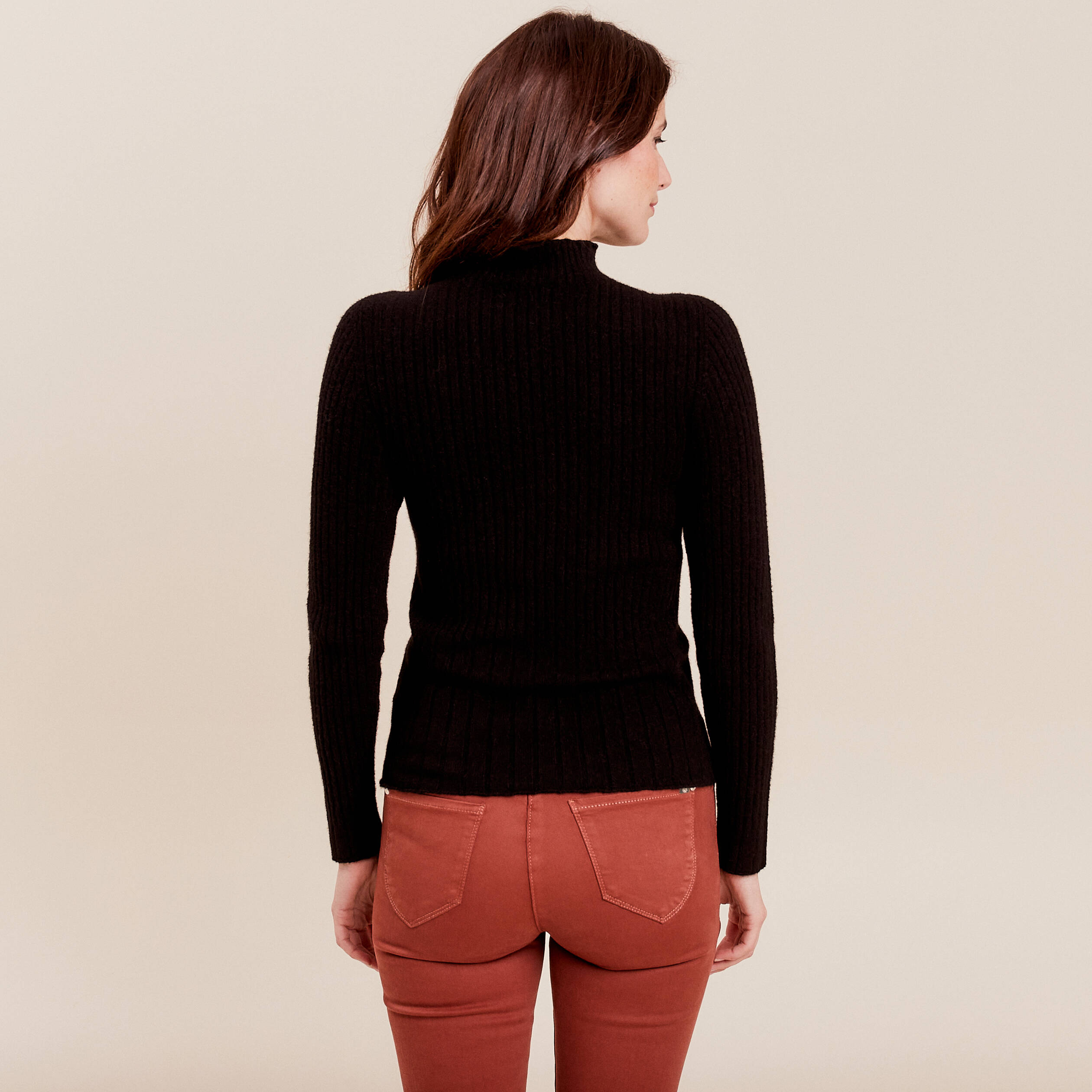 pull manches longues cotele noir femme Pull manches longues côtelé noir femme