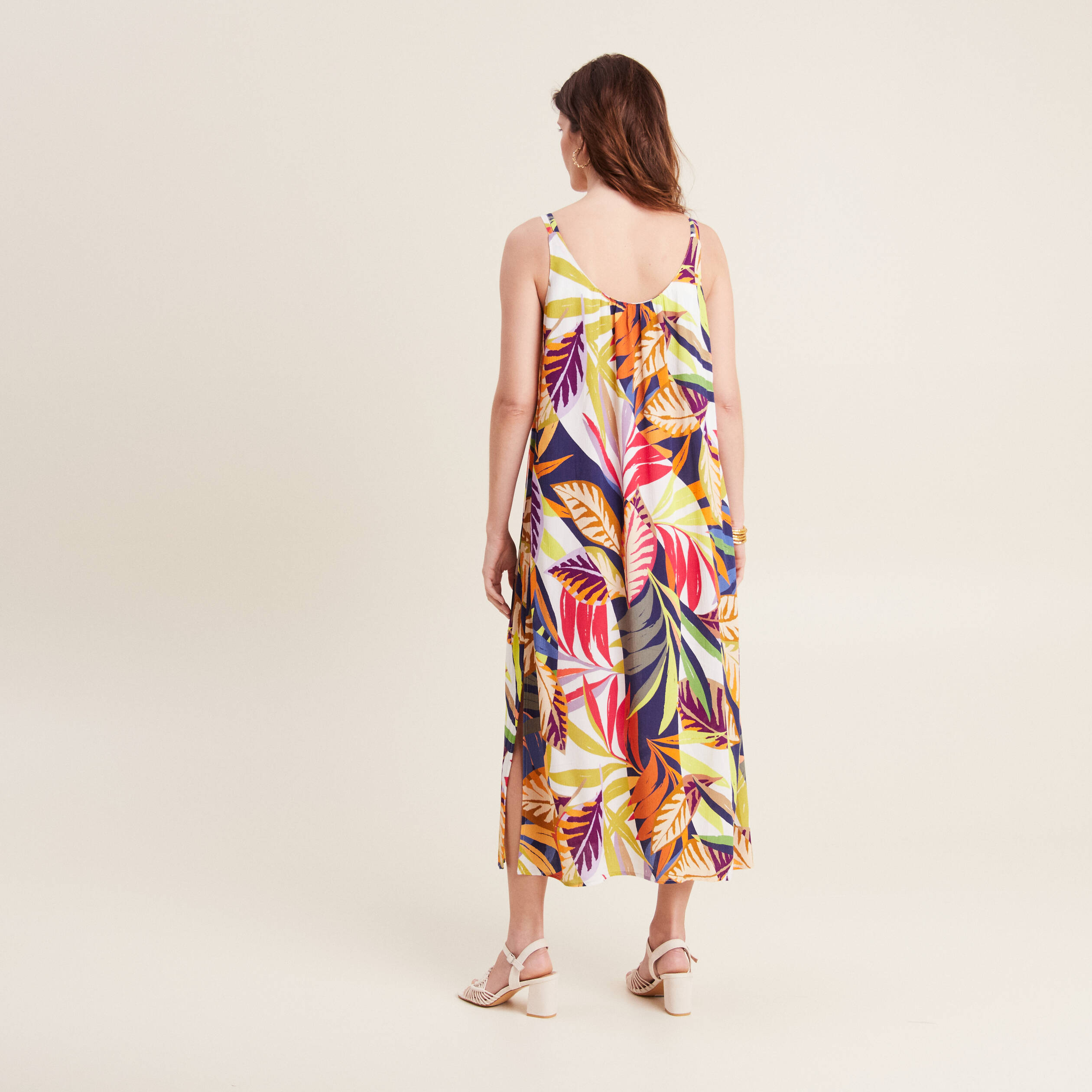 robe longue evasee fluide multicolore femme Robe longue évasée fluide multicolore femme