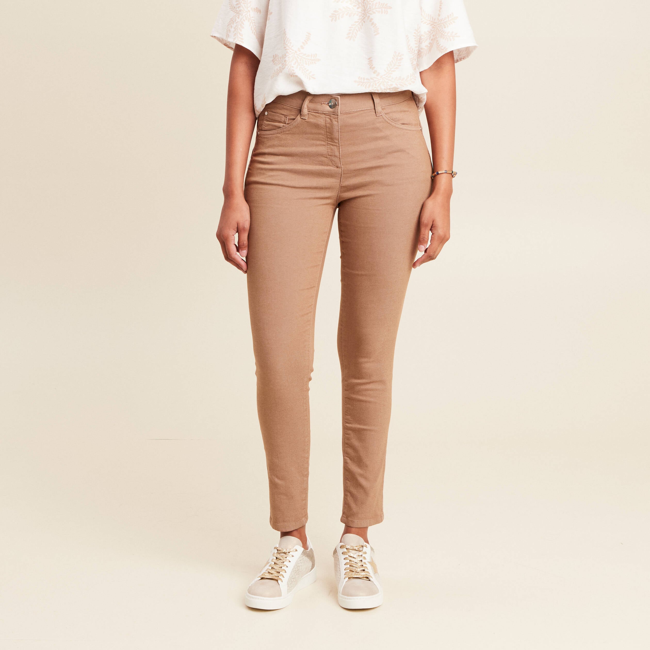 Pantalon magique Le L&eacute;ger coupe ajust&eacute;e marron femme