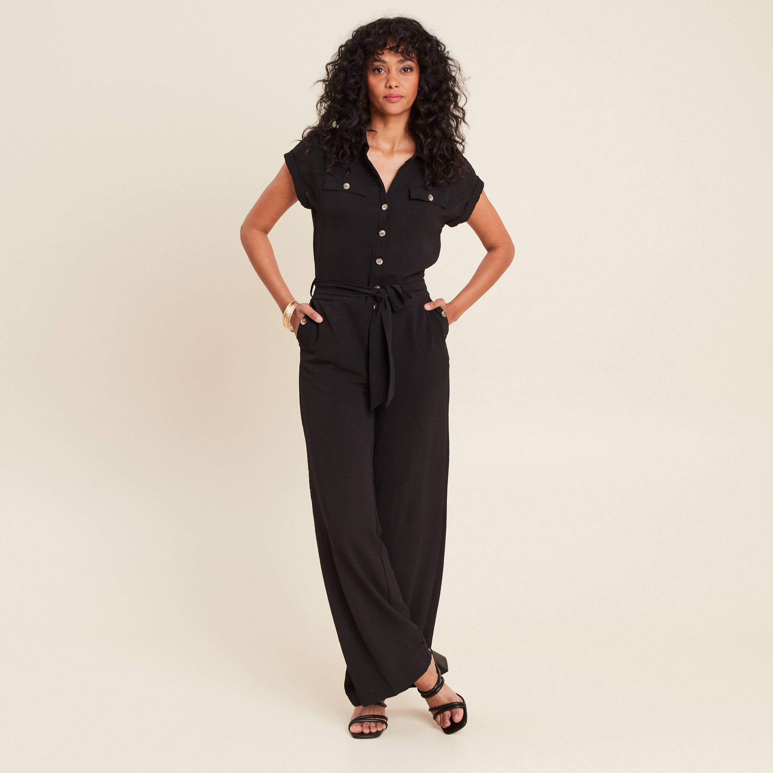 combinaison pantalon ceinturee noir femme Combinaison pantalon ceinturée noir femme