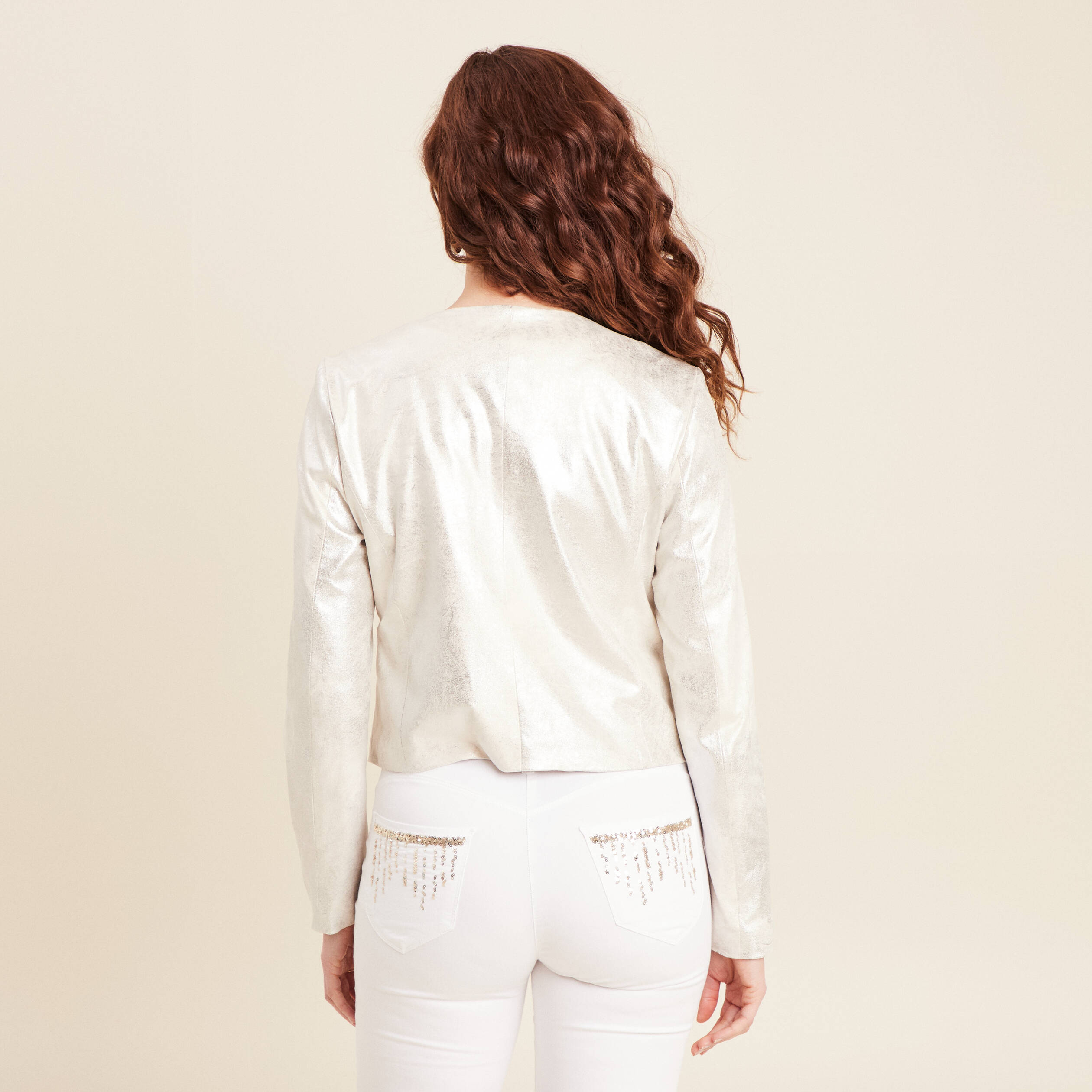 veste courte metallisee couleur argent femme Veste courte métallisée couleur argent femme