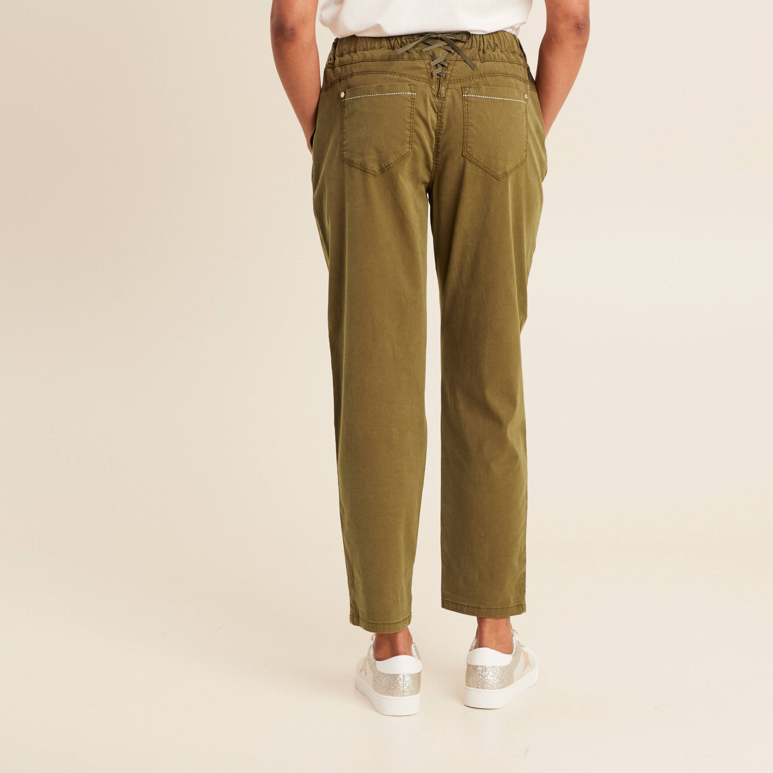 pantalon ajuste taille haute vert olive femme Pantalon ajusté taille haute vert olive femme