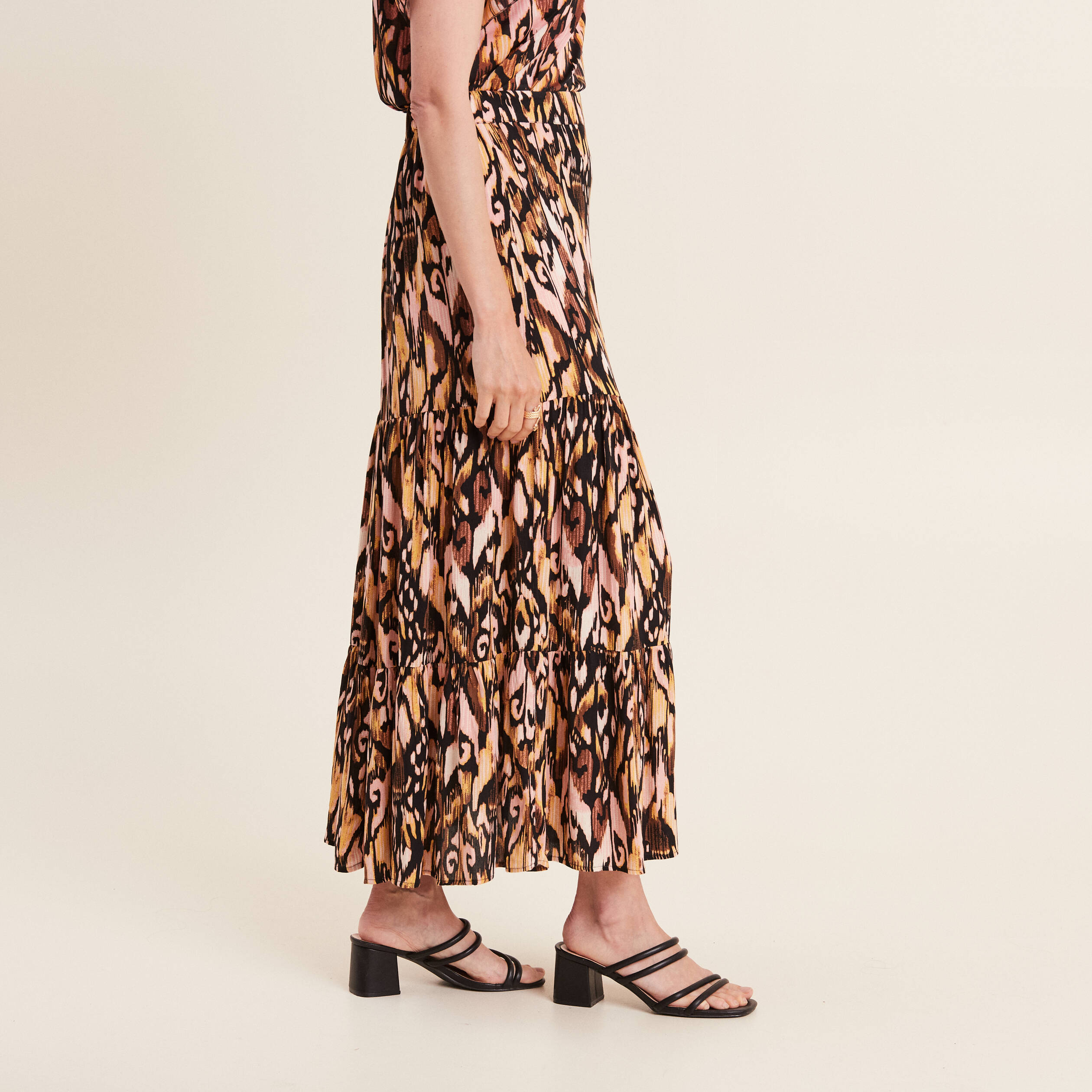 jupe midi droite fluide noir femme Jupe midi droite fluide noir femme