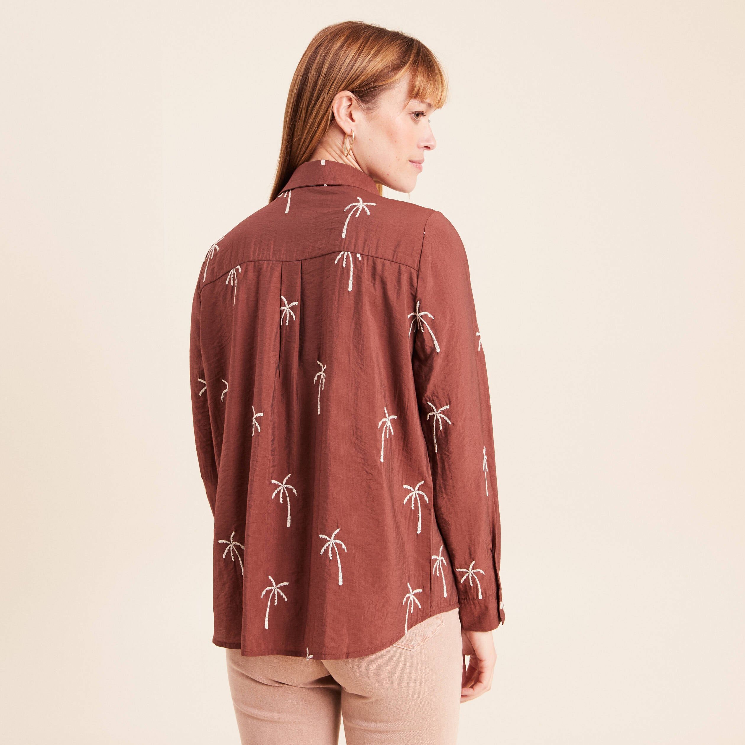 Chemise fluide brod&eacute;e manches longues marron femme