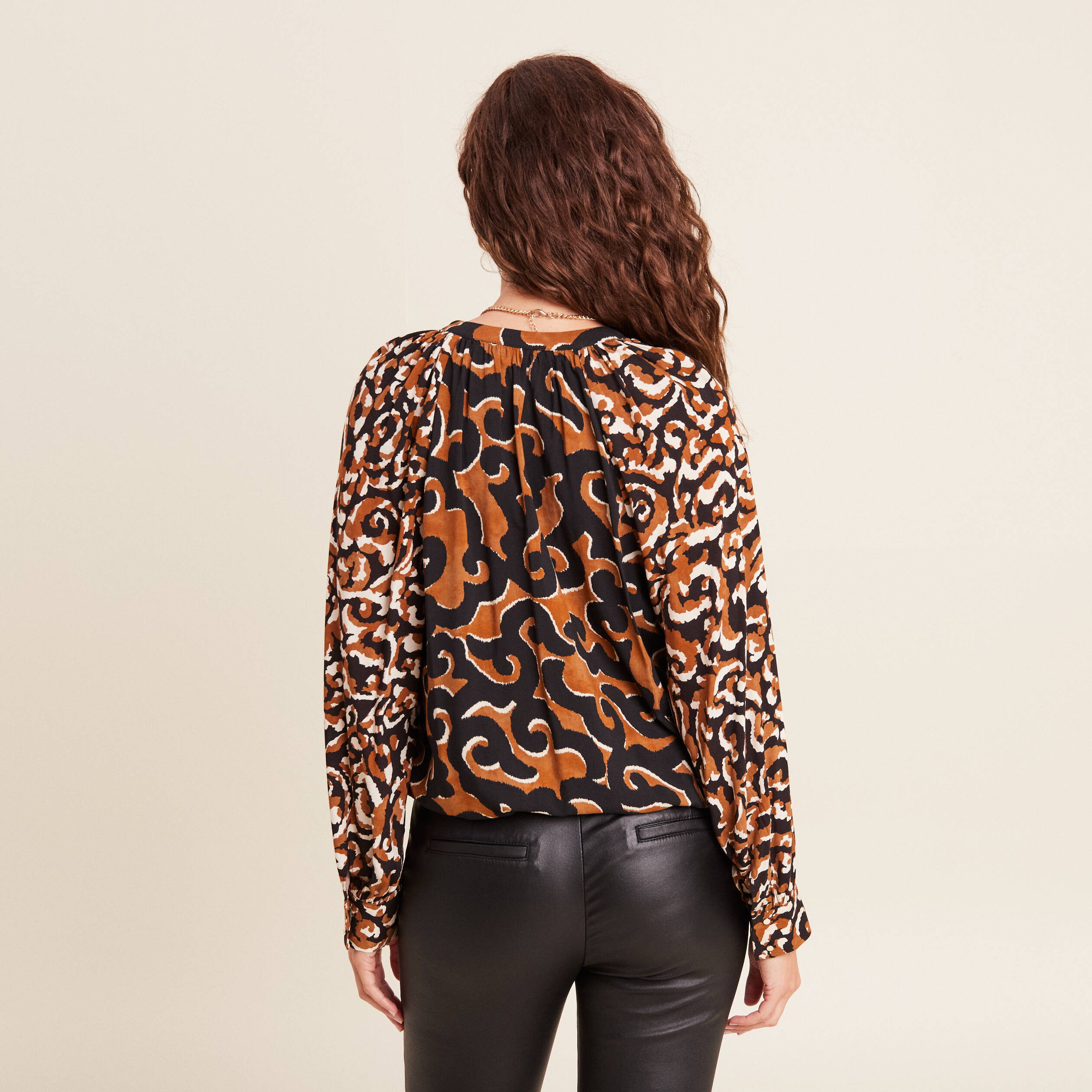 blouse manches longues noir femme Blouse manches longues noir femme