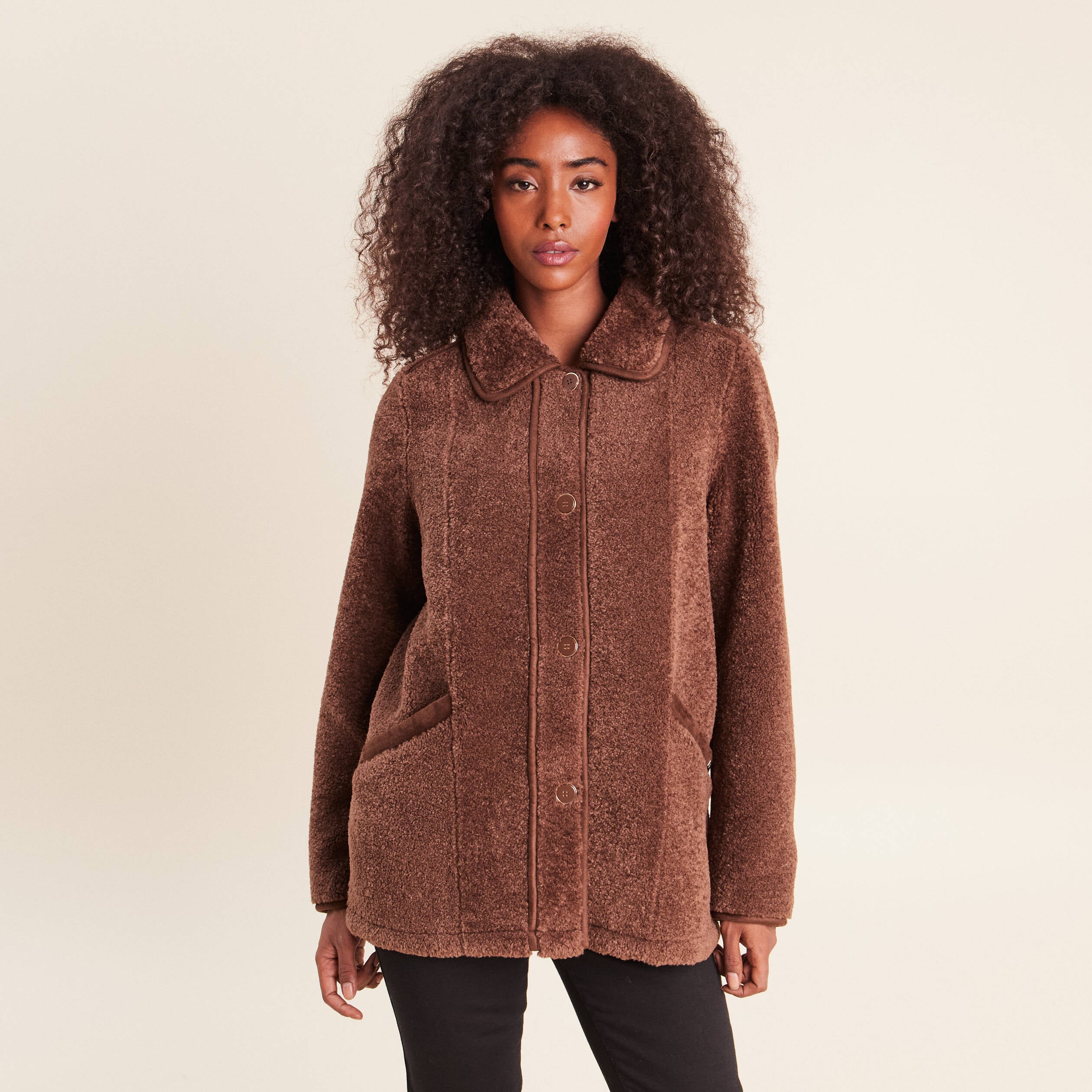 Manteau bouclette doubl&eacute; manches longues marron fonc&eacute; femme