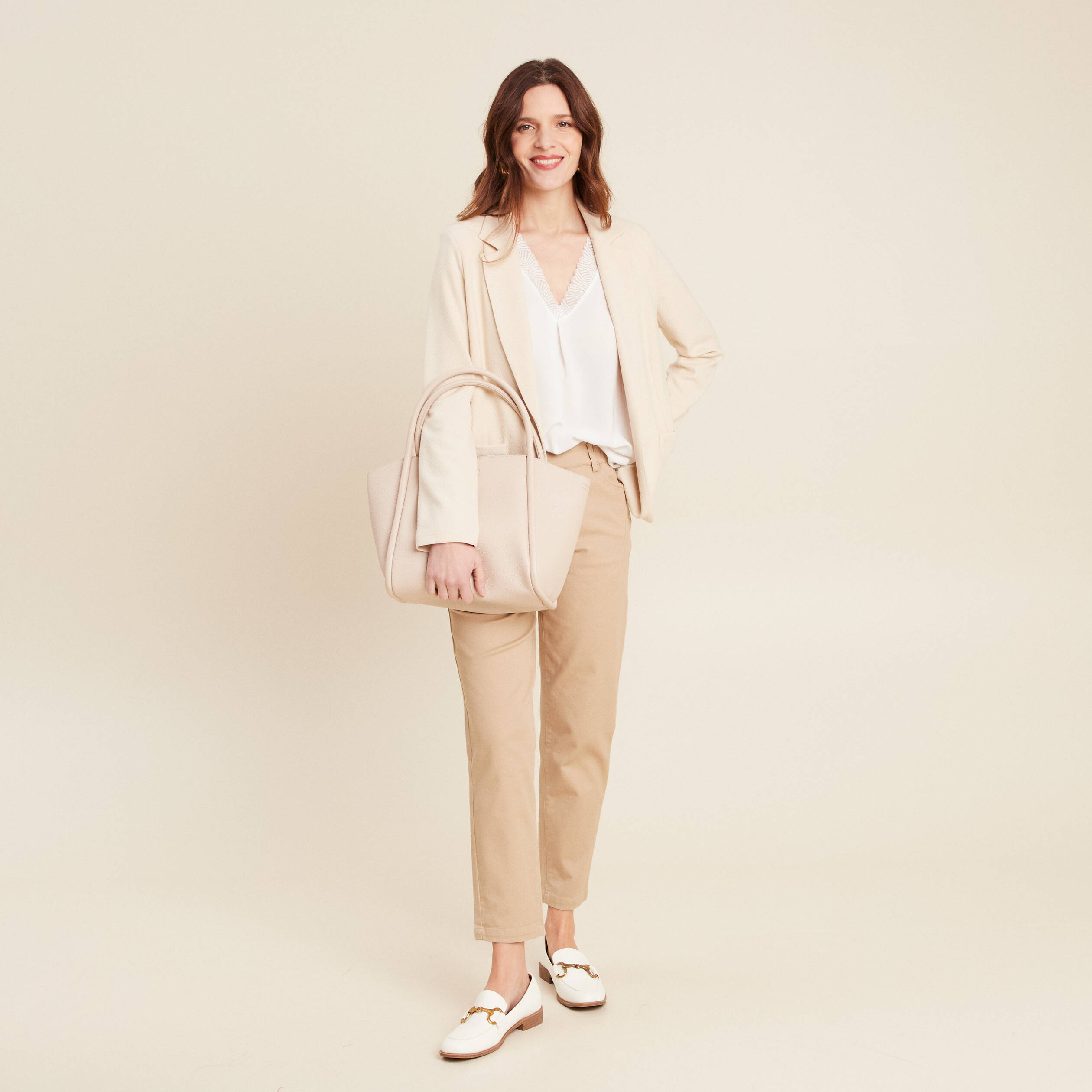 Veste tailleur cintr&eacute;e ecru femme