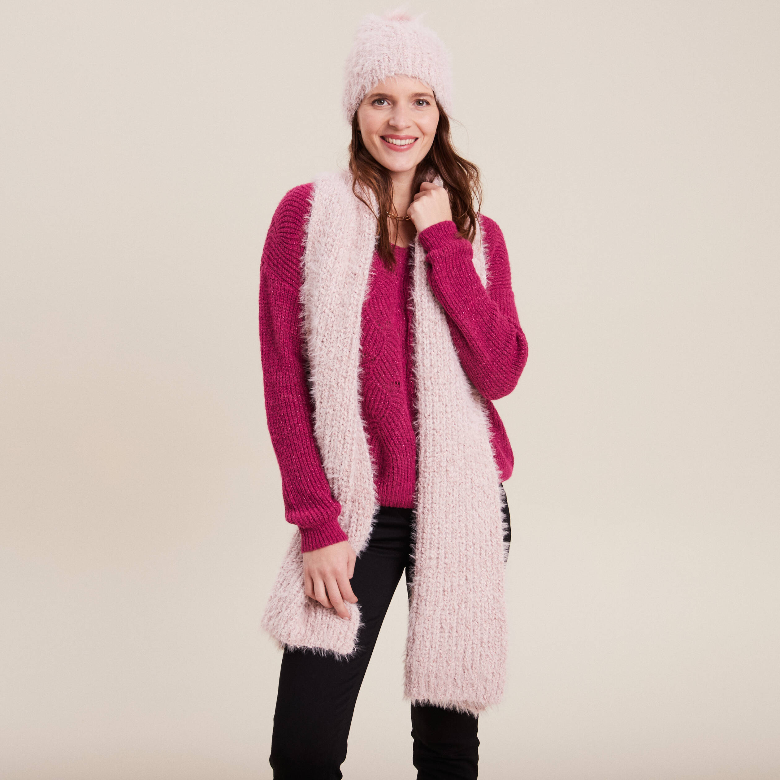 Lot bonnet et écharpe vieux rose femme